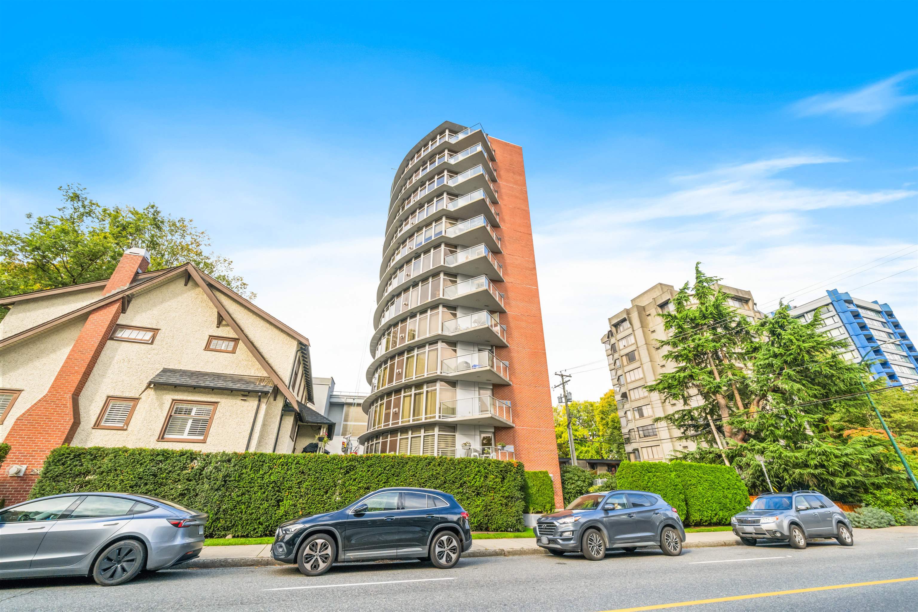 2965 Fir Street #602, Vancouver, BC V6J 5M9