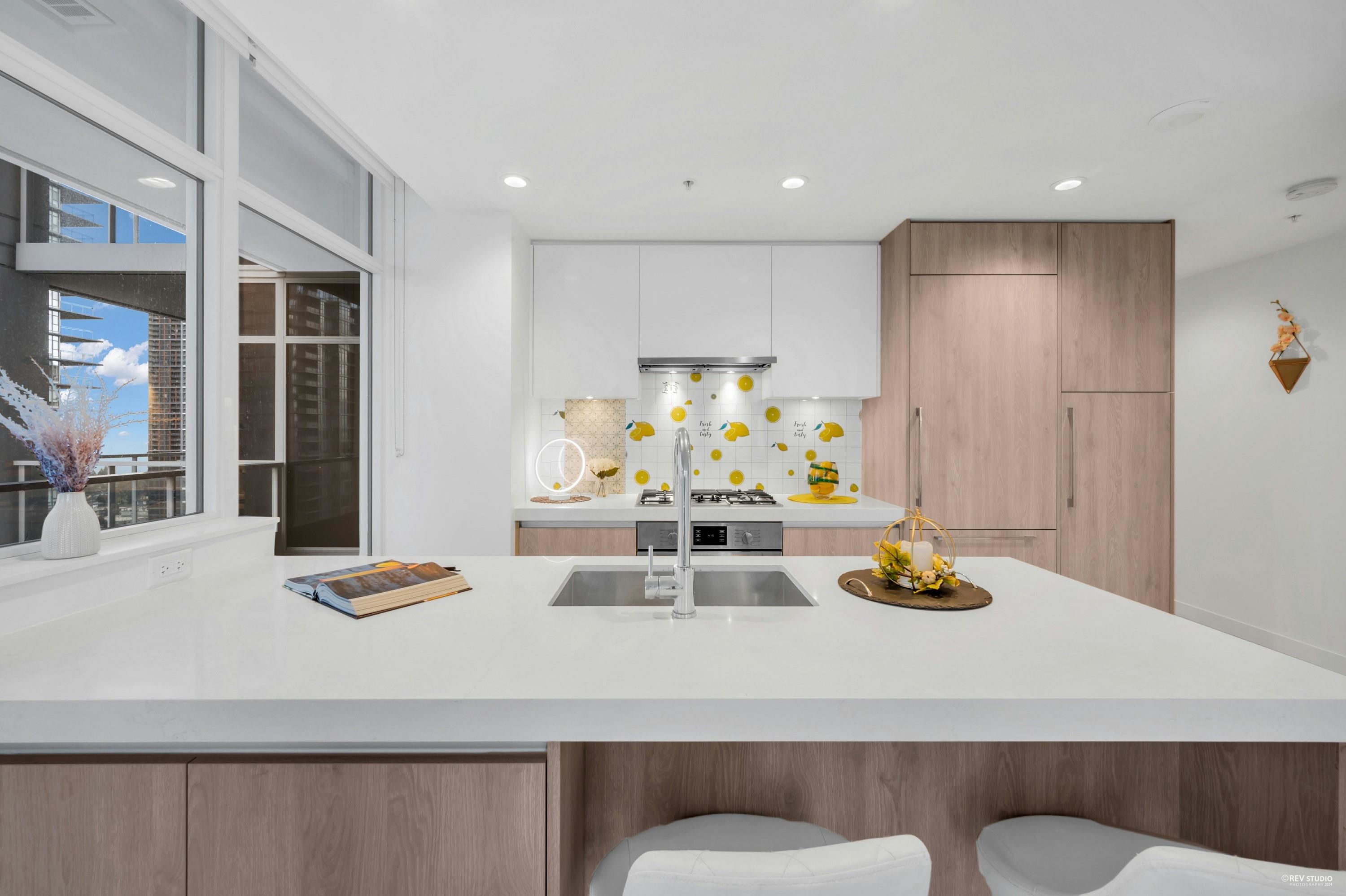 6080 Mckay Avenue #2307, Burnaby, BC V5H 0J4