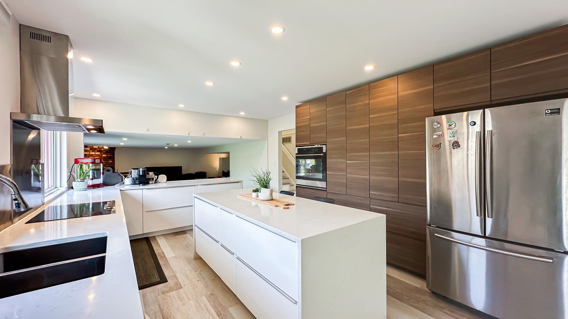 54 Street, Delta, BC V4K 3Y5