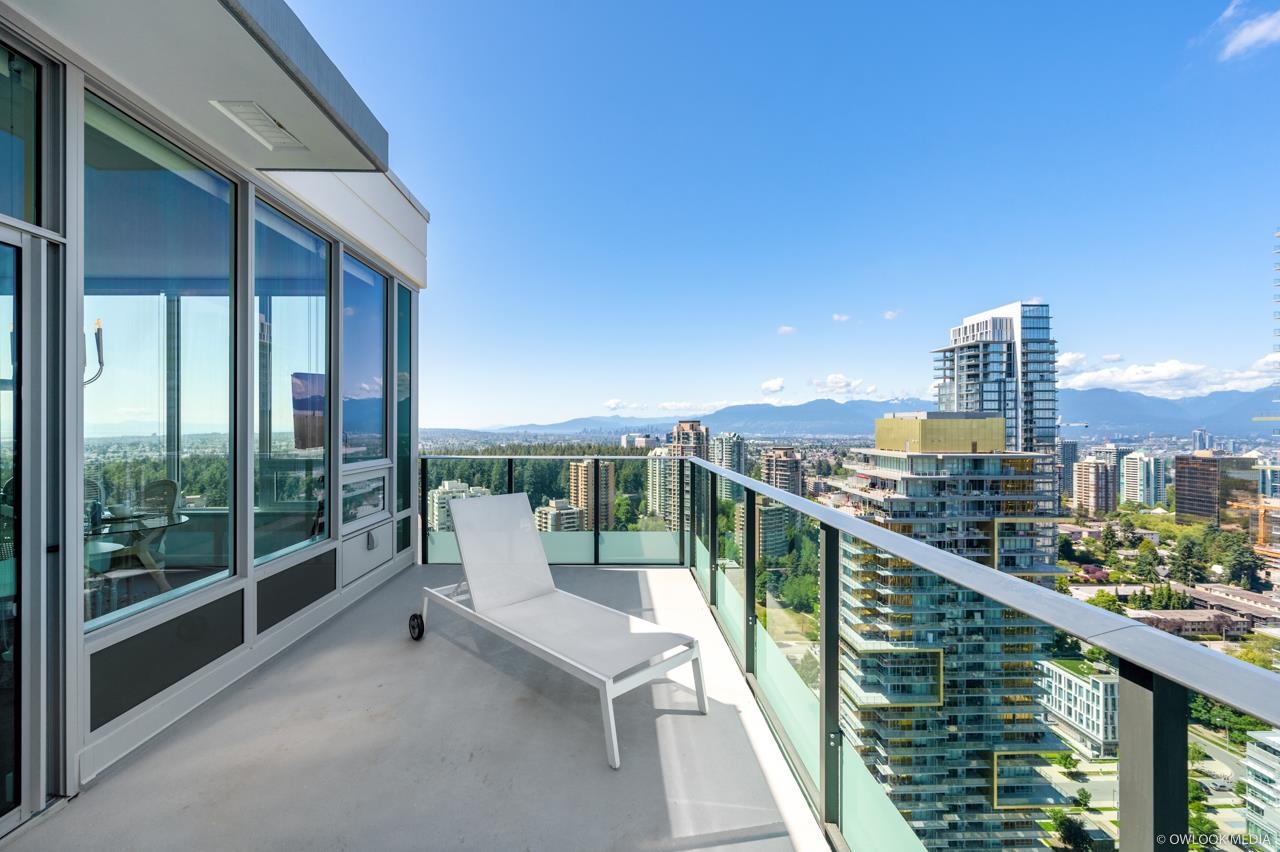 6463 Silver Ave #3204, Burnaby, BC V5H 0K4