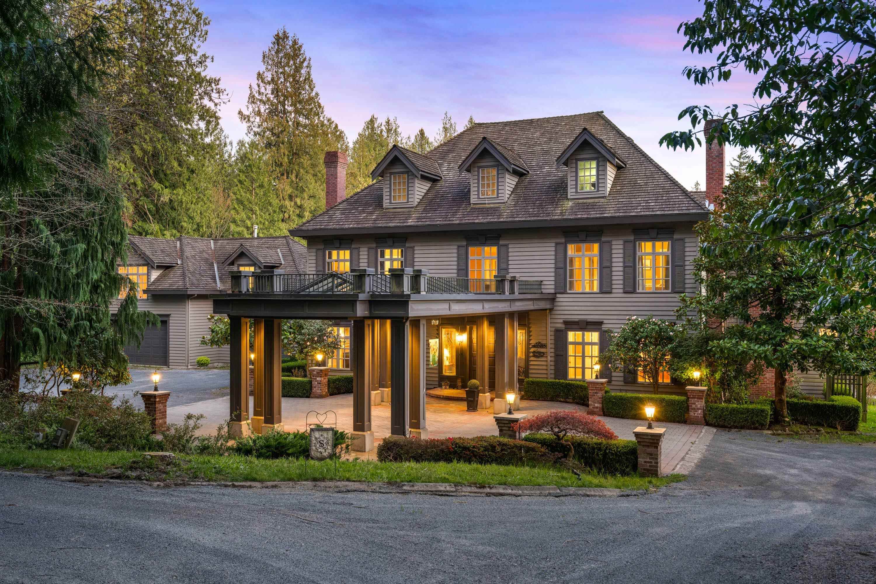 8 Avenue, Langley, BC V2Z 2W4