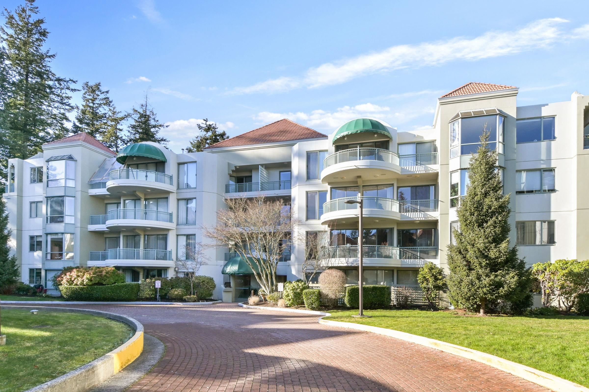 1745 Martin Drive #104, Surrey, BC V4A 9T5