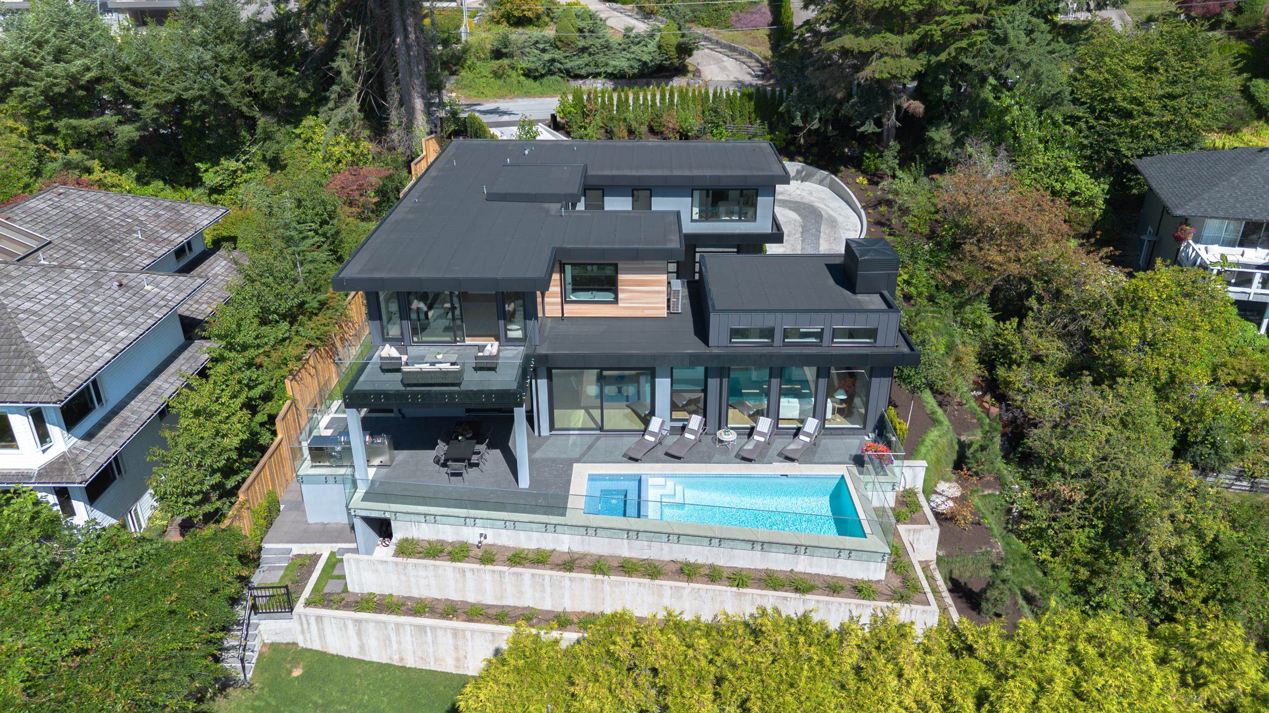 3180 Benbow Road, West Vancouver, BC V7V 3E2
