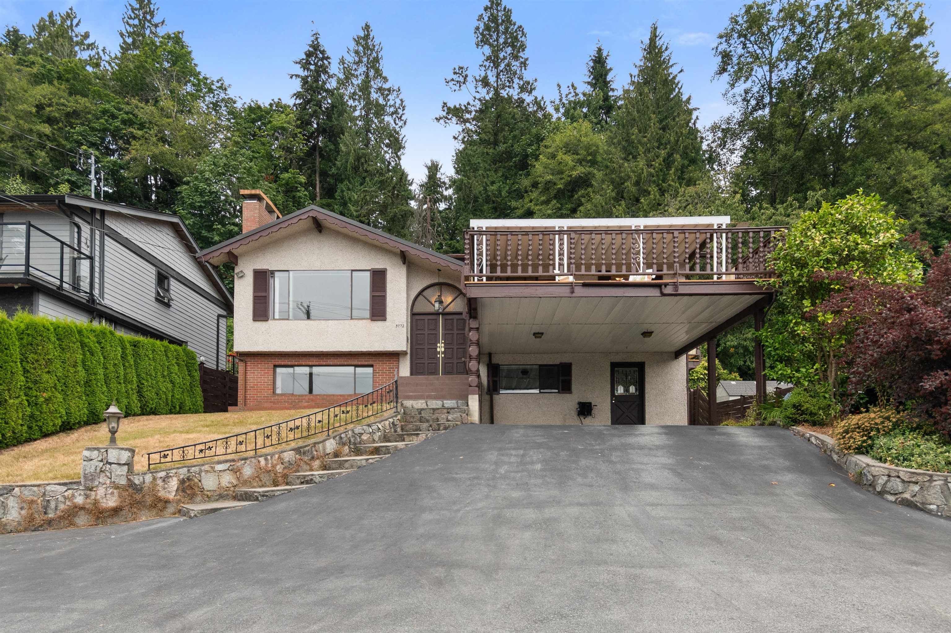 3772 Dollarton Highway, North Vancouver, BC V7G 1A2