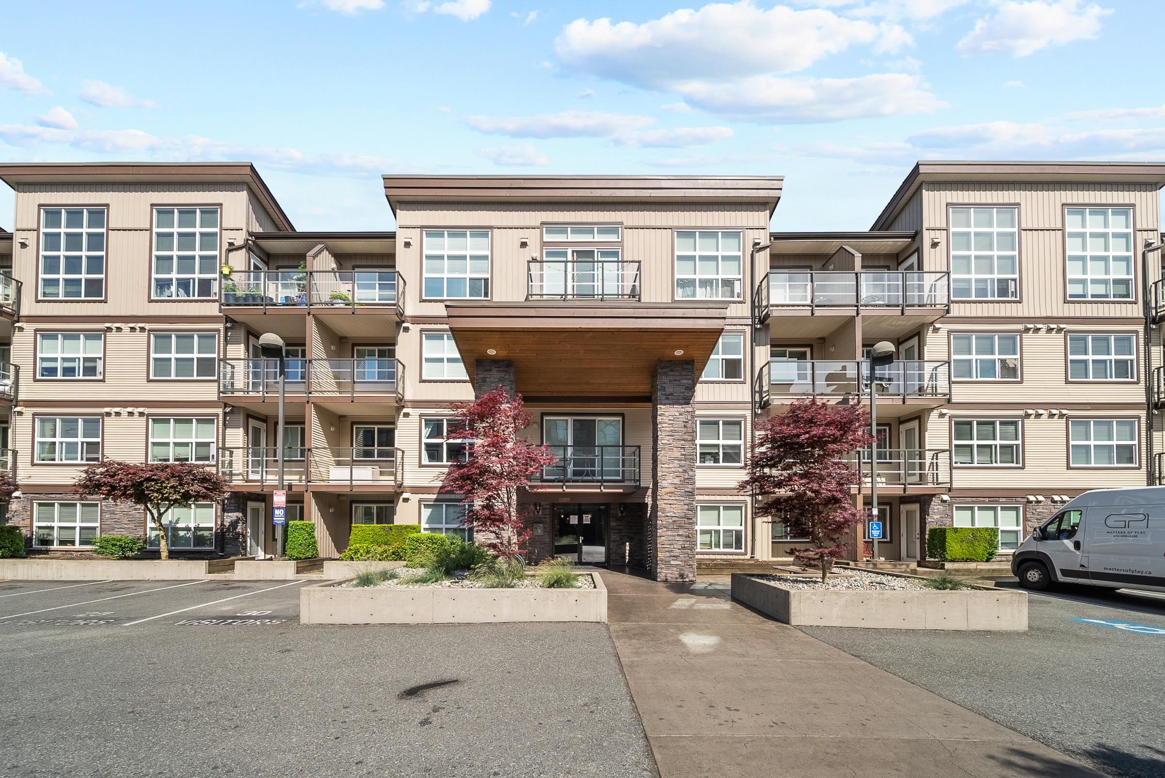 30525 Cardinal Avenue #201, Abbotsford, BC V2T 0A8