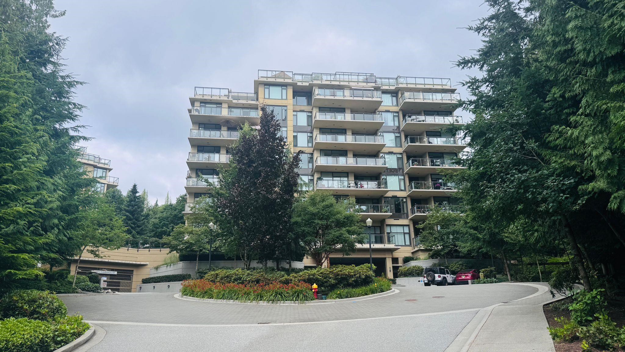 1415 Parkway Boulevard #301, Coquitlam, BC V3E 0C7