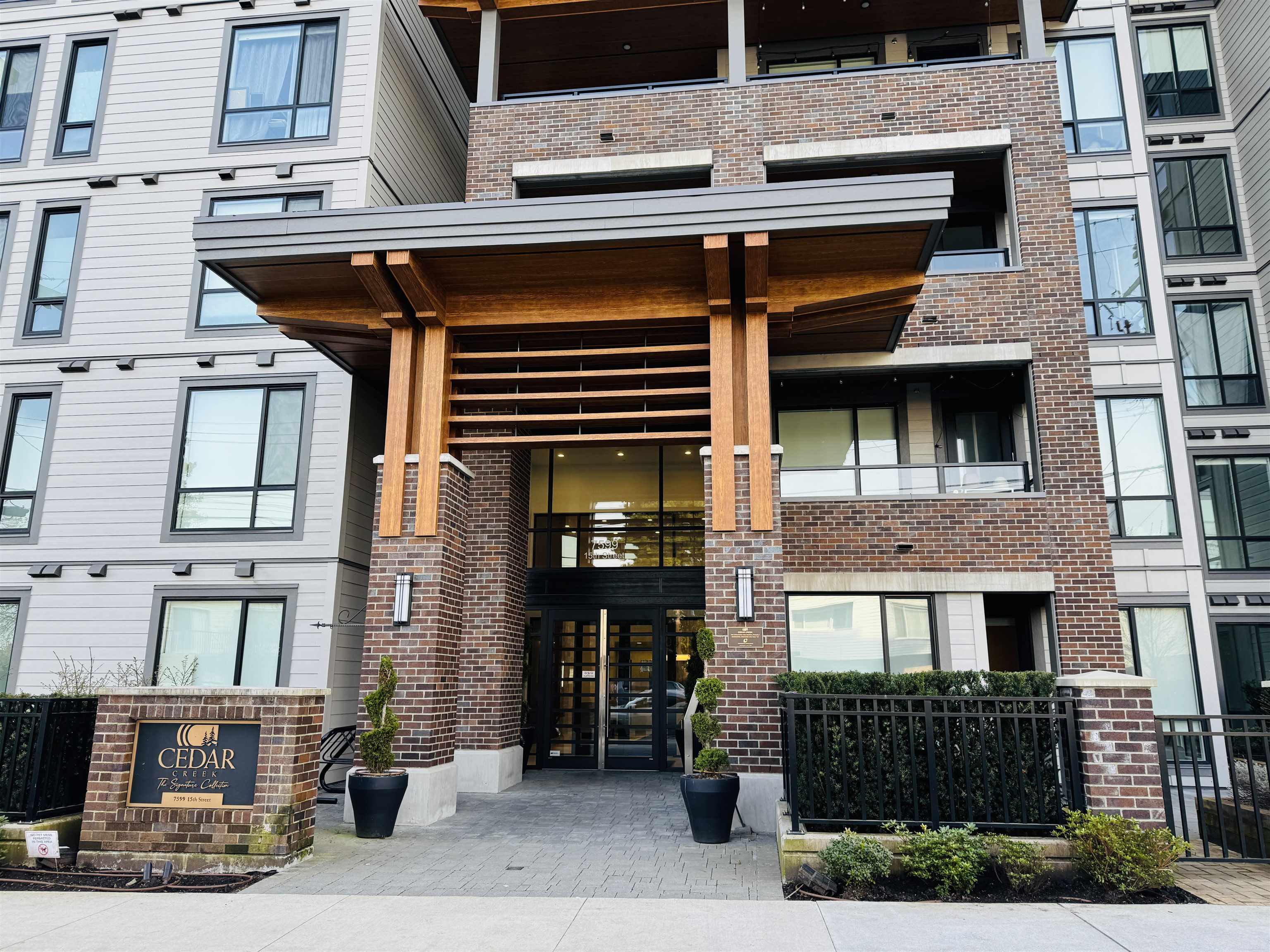 7599 15th Street #521, Burnaby, BC V3N 0H9