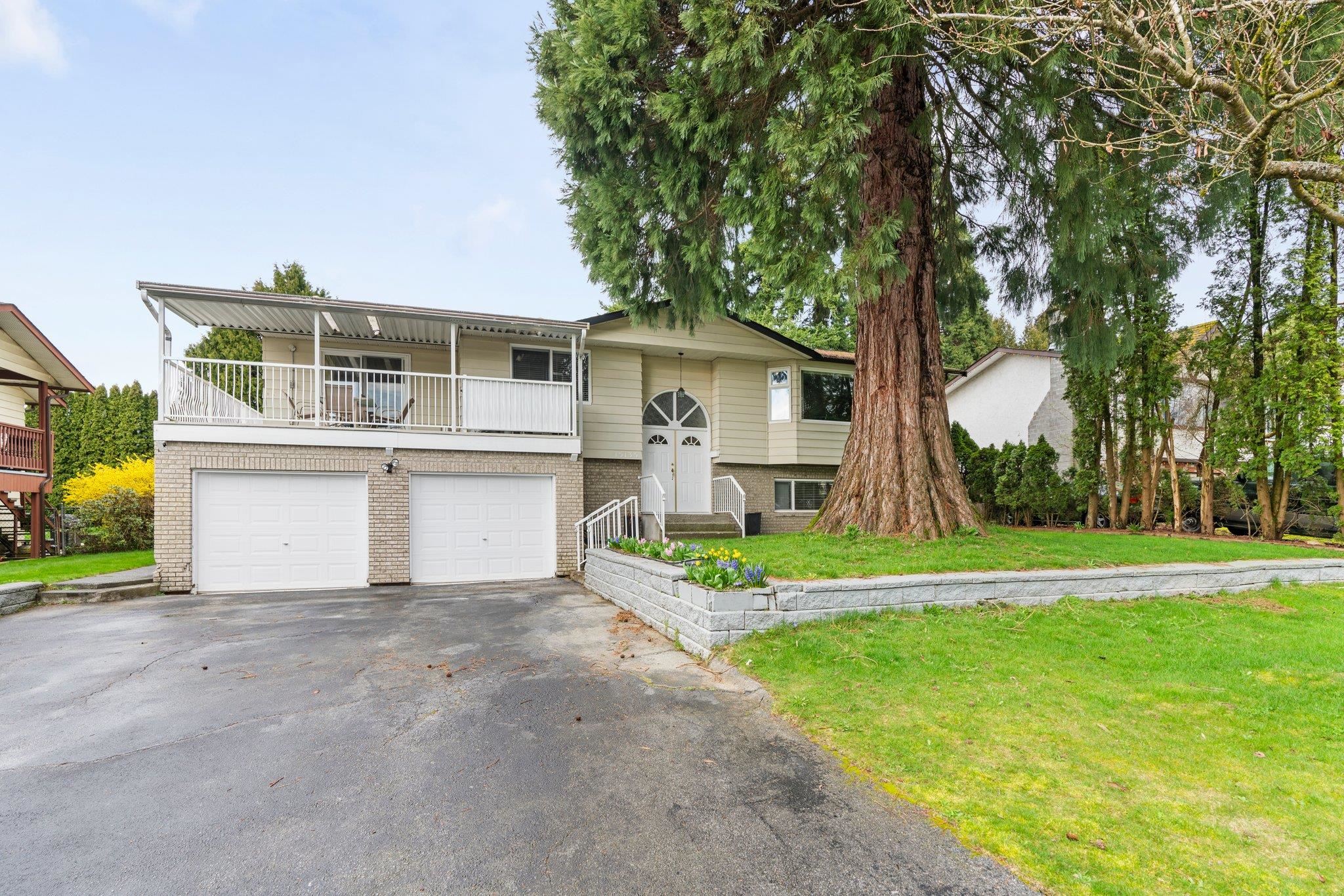 86b Avenue, Surrey, BC V3S 4V3