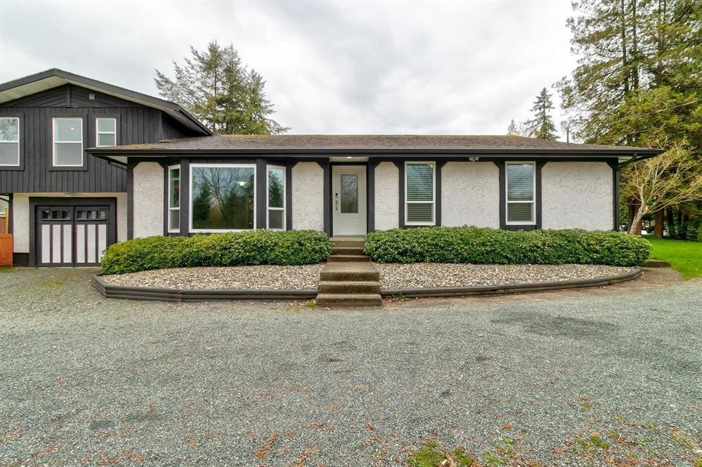 9276 Greer Street, Langley, BC V1M 2S5