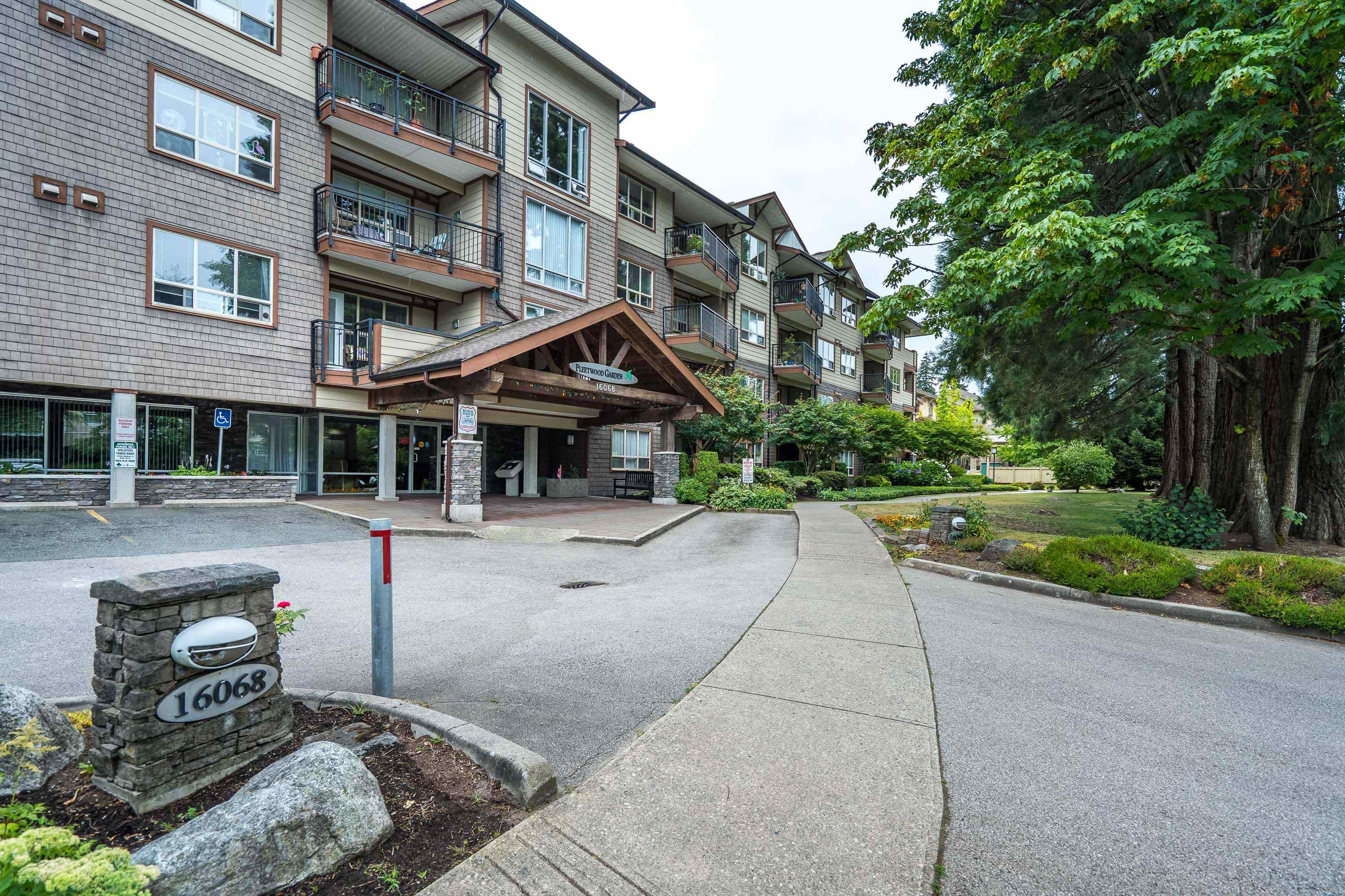 16068 83 Ave #405, Surrey, BC V3S 8M2