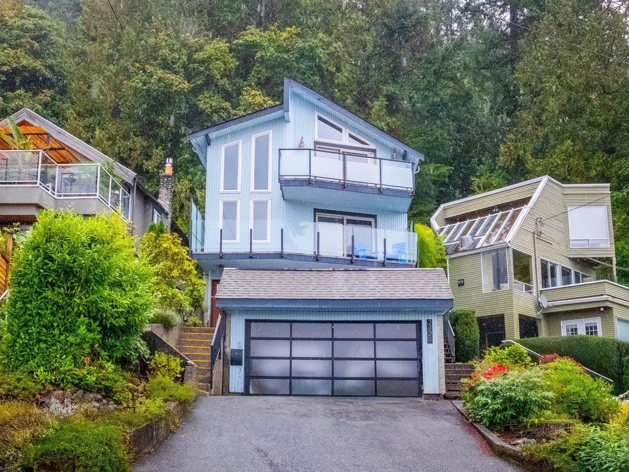 2727 Panorama Drive, North Vancouver, BC V7G 1V7
