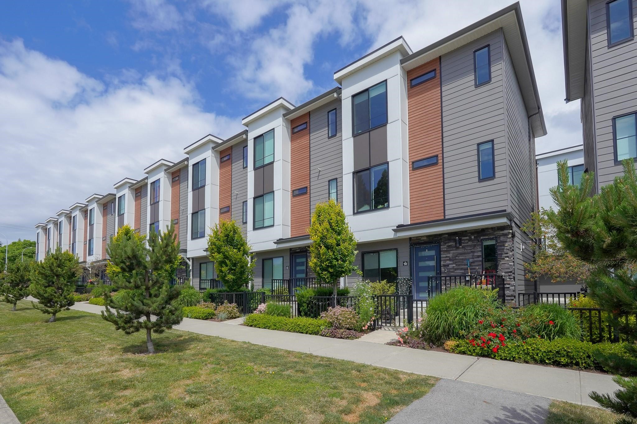 1639 162 Street #10, Surrey, BC V4A 4Y1