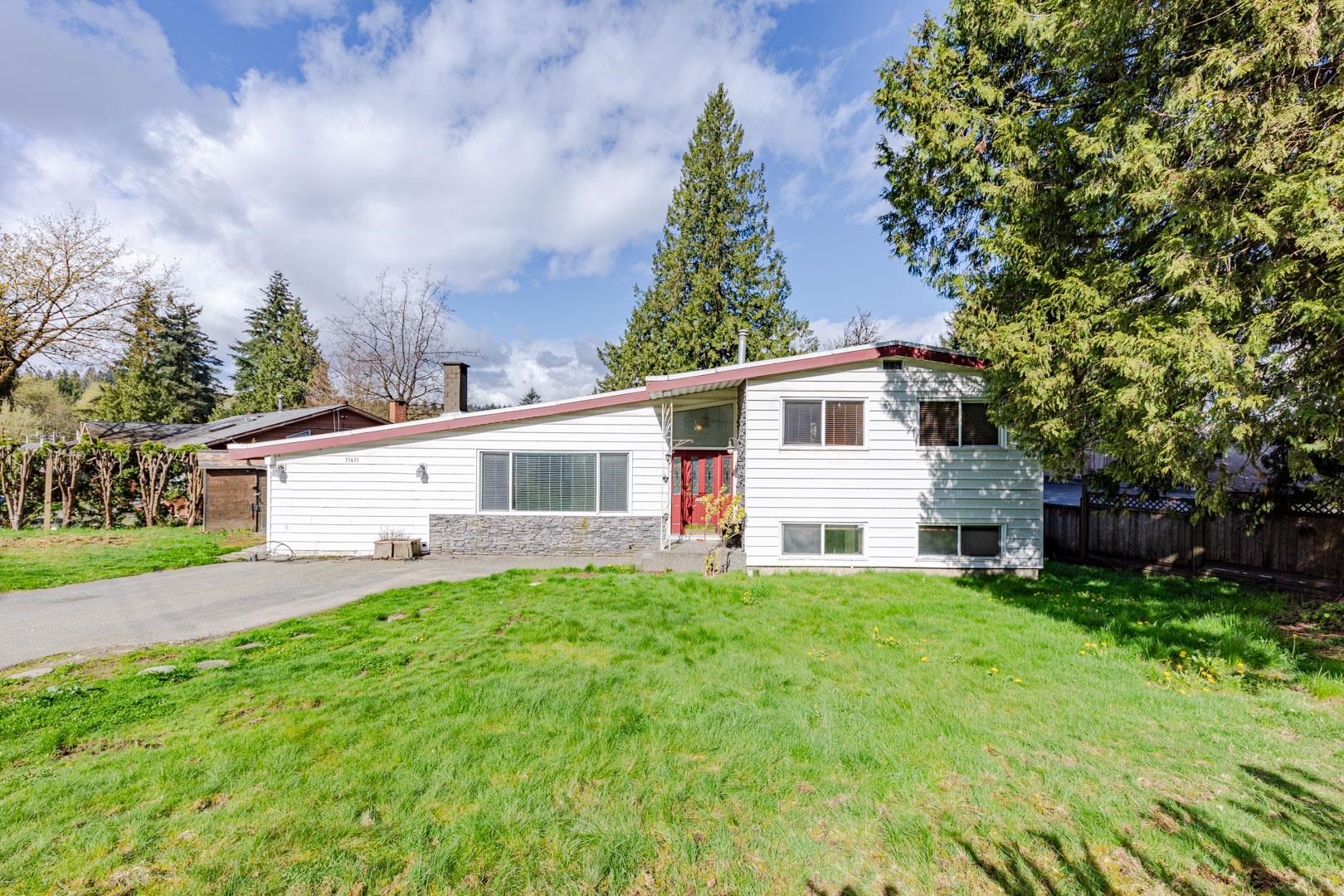 11411 Loughren Drive, Surrey, BC V3R 4Z5