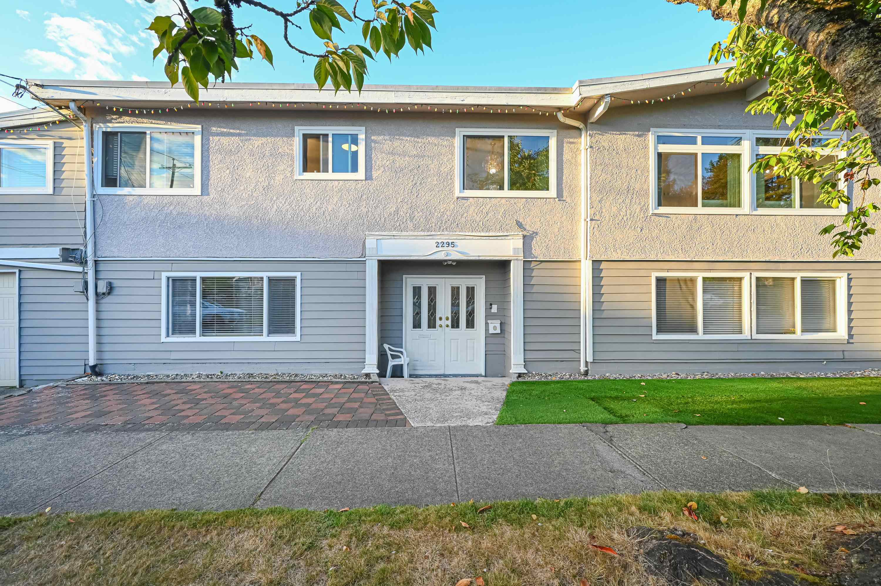 2295 East 48th Avenue, Vancouver, BC V5P 1R9