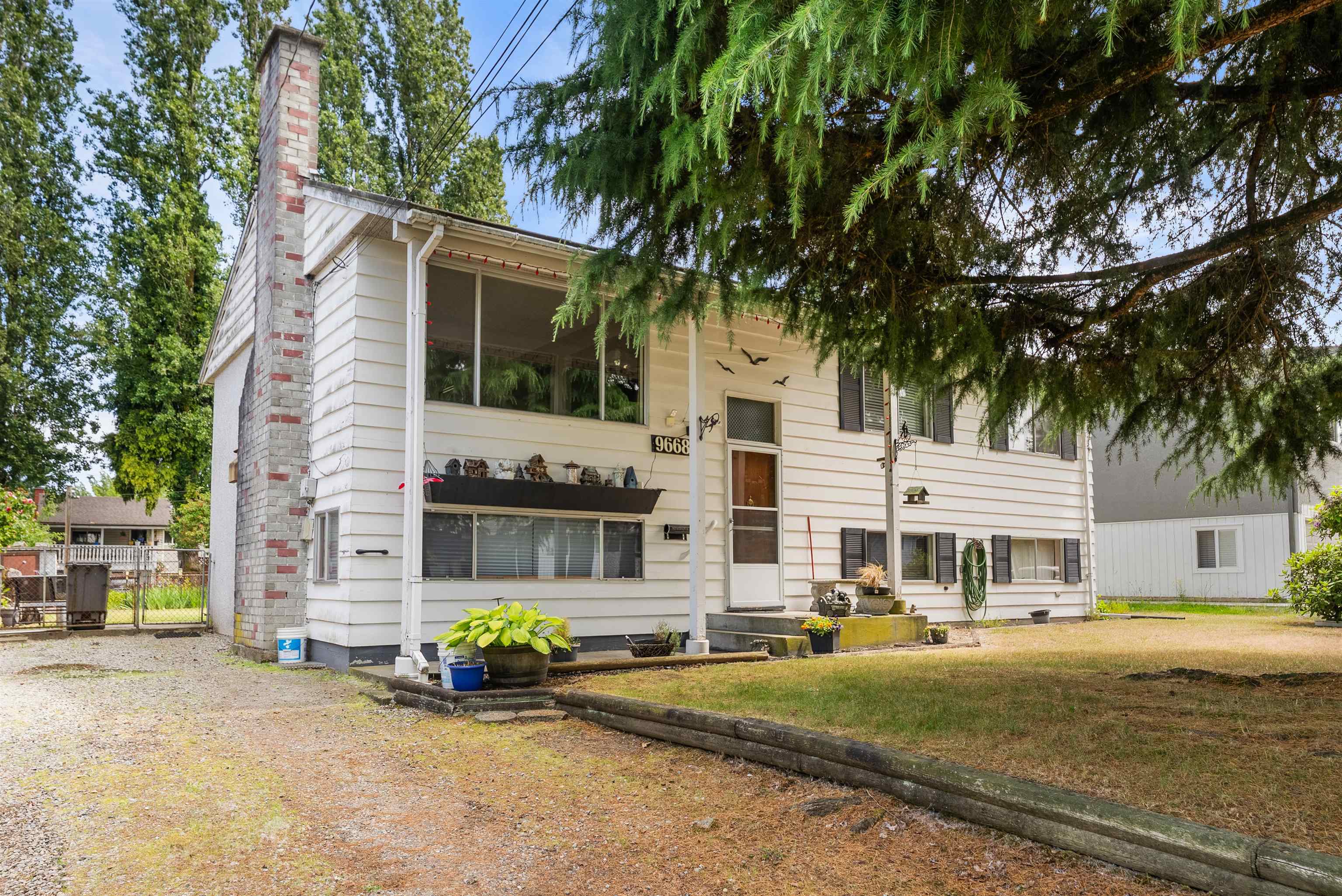 124a Street, Surrey, BC V3V 4W1
