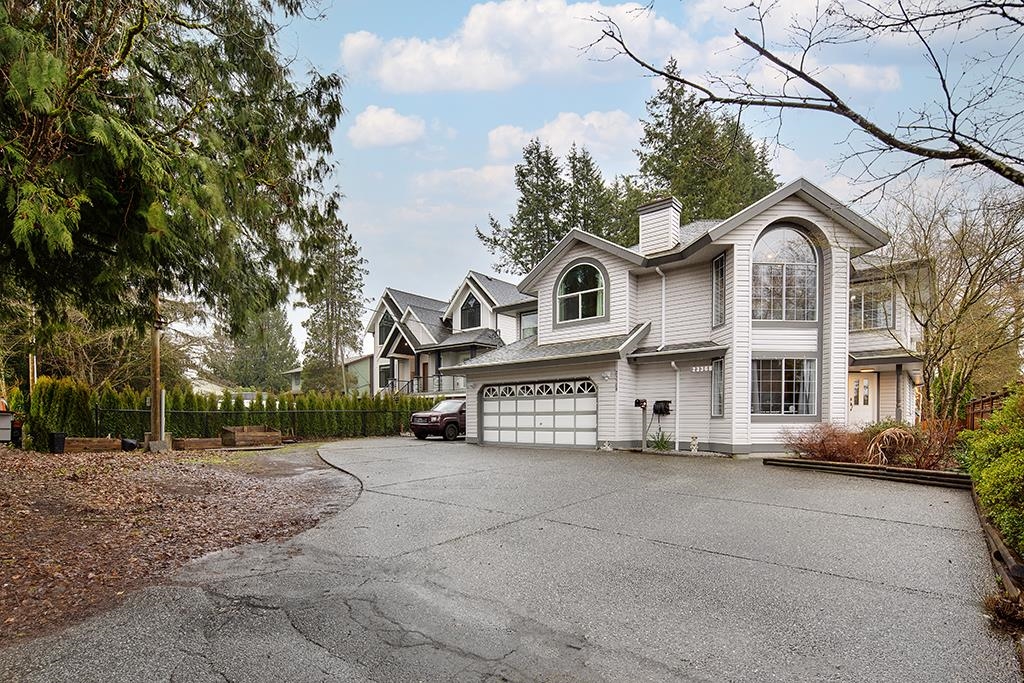 124 Avenue, Maple Ridge, BC V2X 4K4