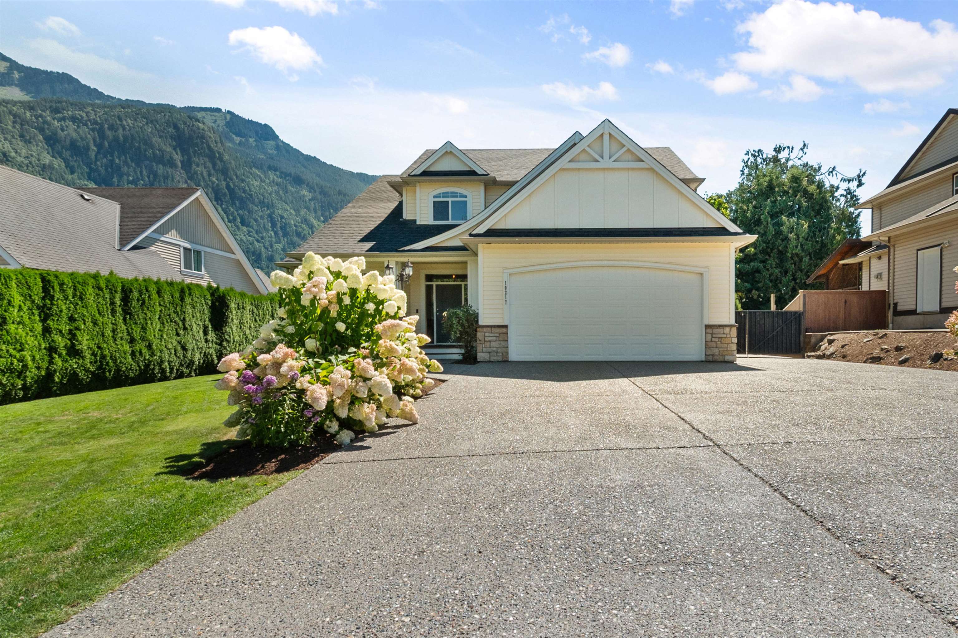 10217 Gray Rd, Rosedale, BC V0X 1X1