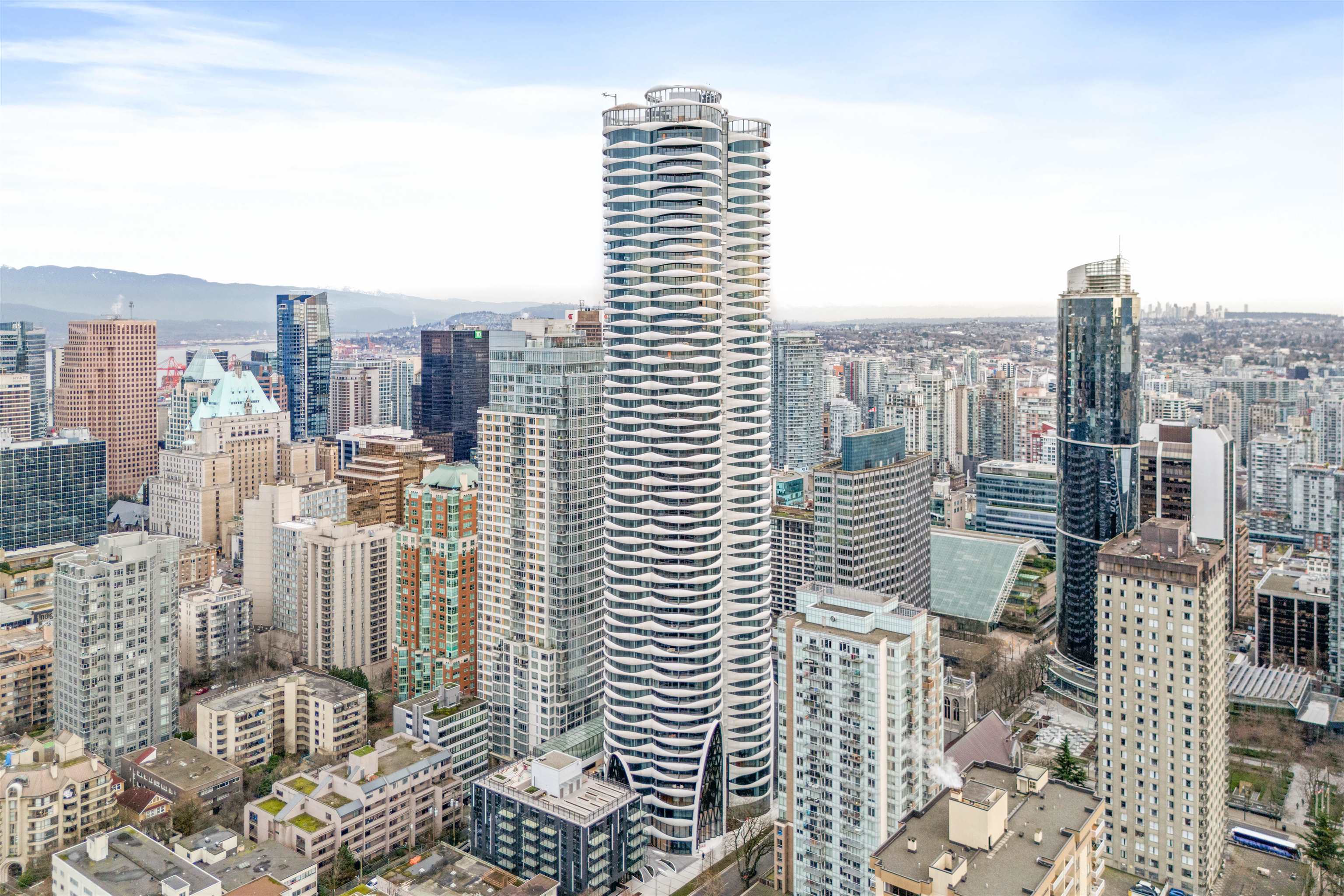 1033 Nelson St #2106, Vancouver, BC V6E 0E5