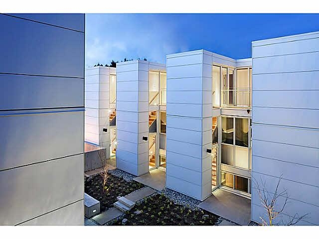 2208 Willow Street, Vancouver, BC V5Z 0C8