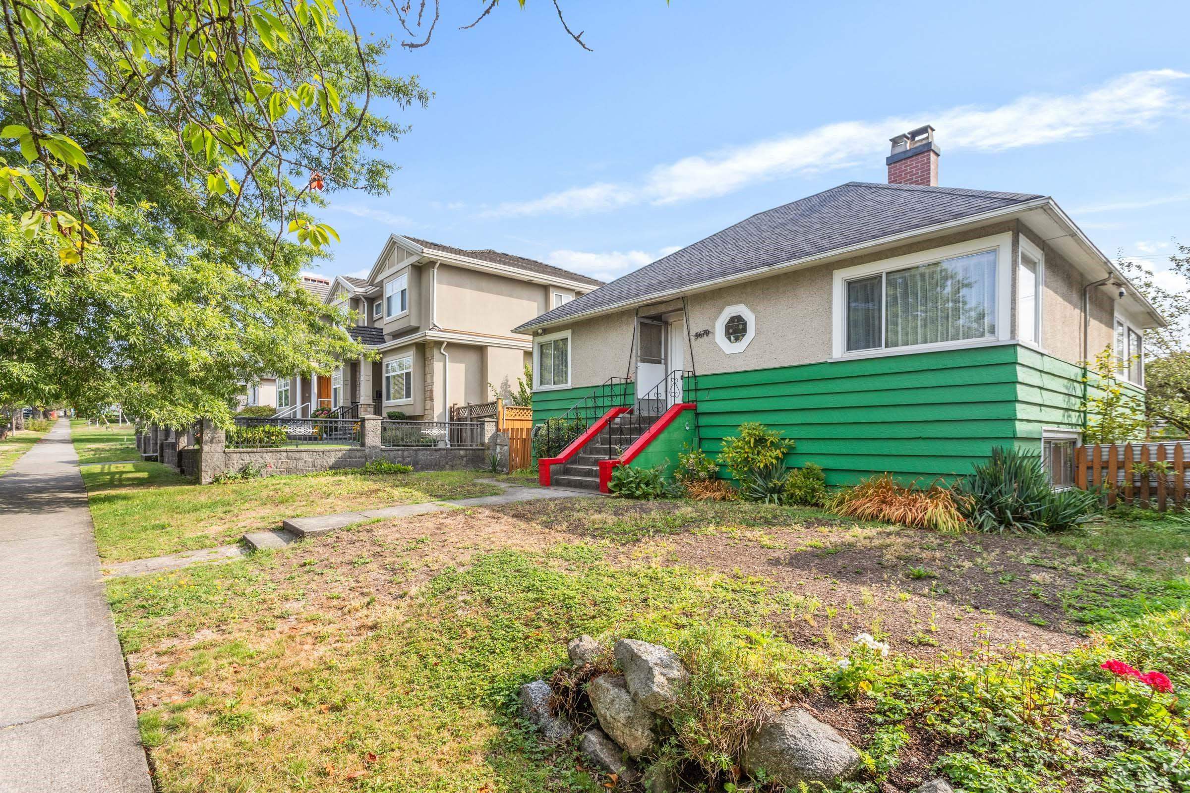 5670 Columbia Street, Vancouver, BC V5Y 3H7