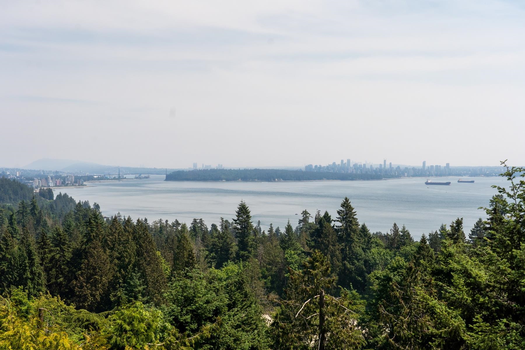 4882 Vista Place, West Vancouver, BC V7W 3E7