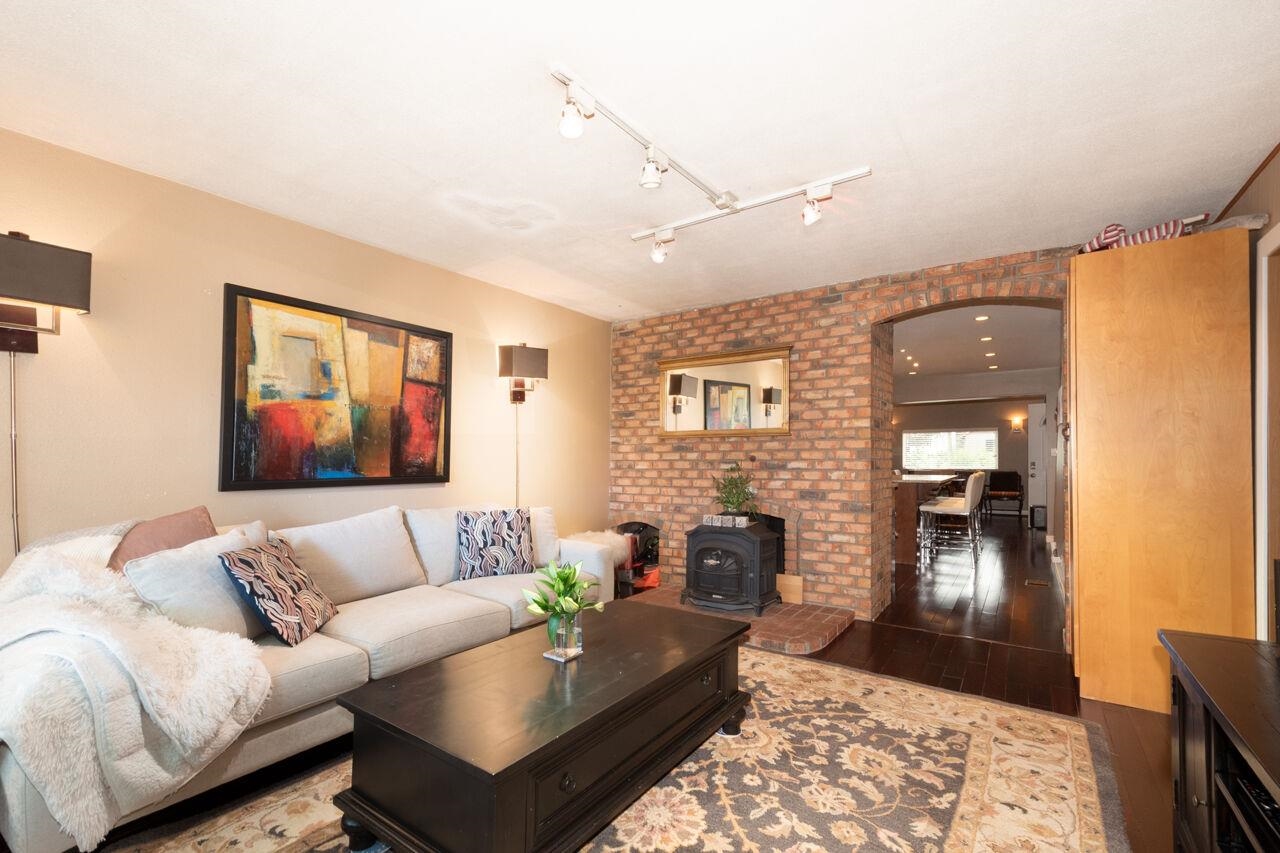 2466 Eton Street, Vancouver, BC V5K 1J5