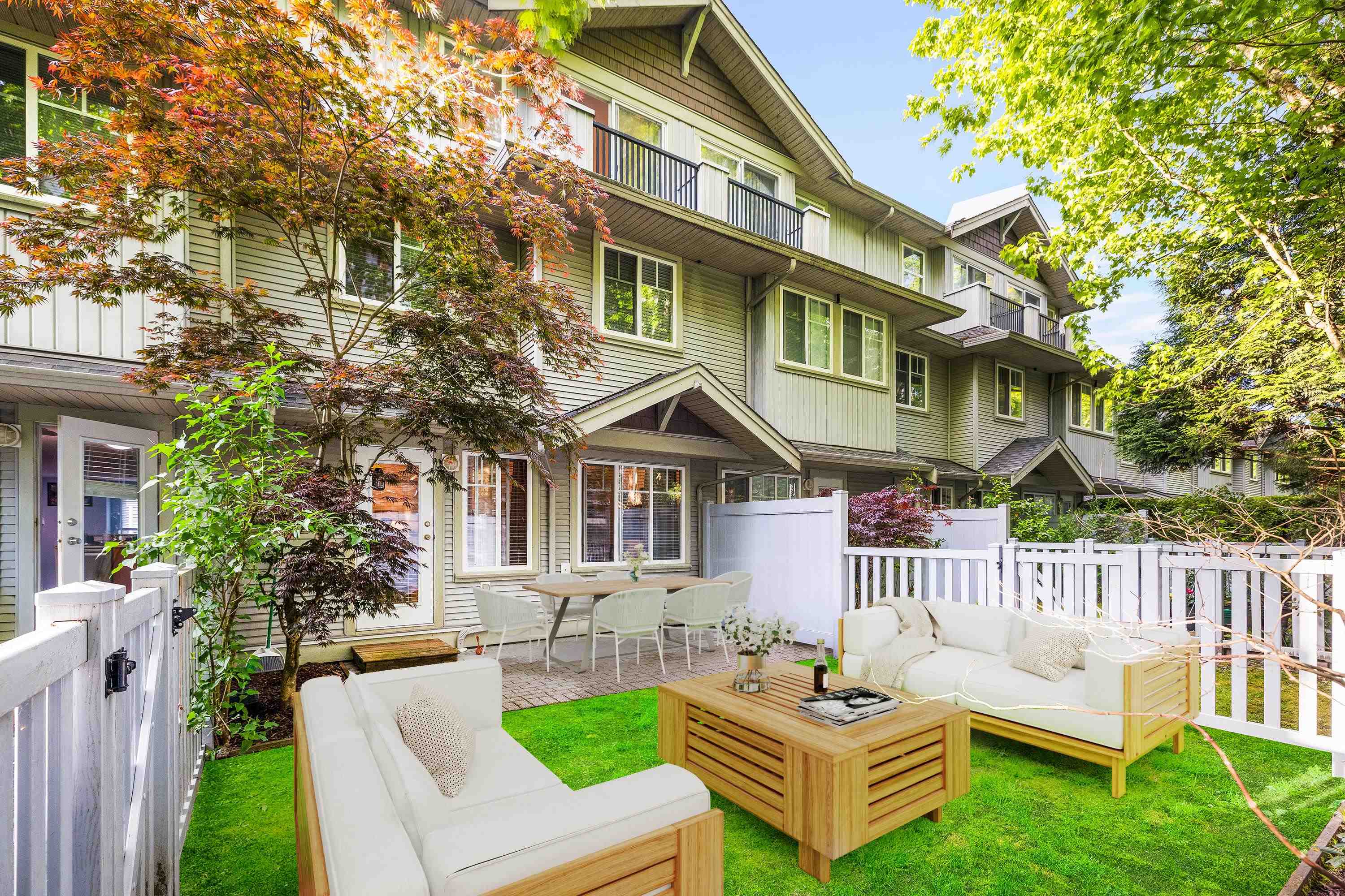 12040 68 Avenue #107, Surrey, BC V3W 1P5