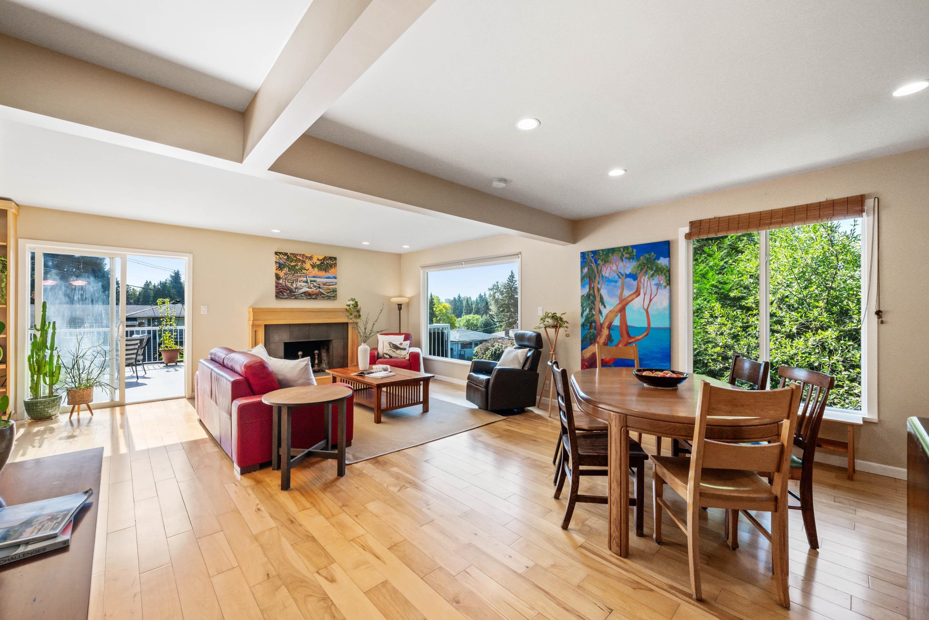 935 Stardale Avenue, Coquitlam, BC V3J 4W1