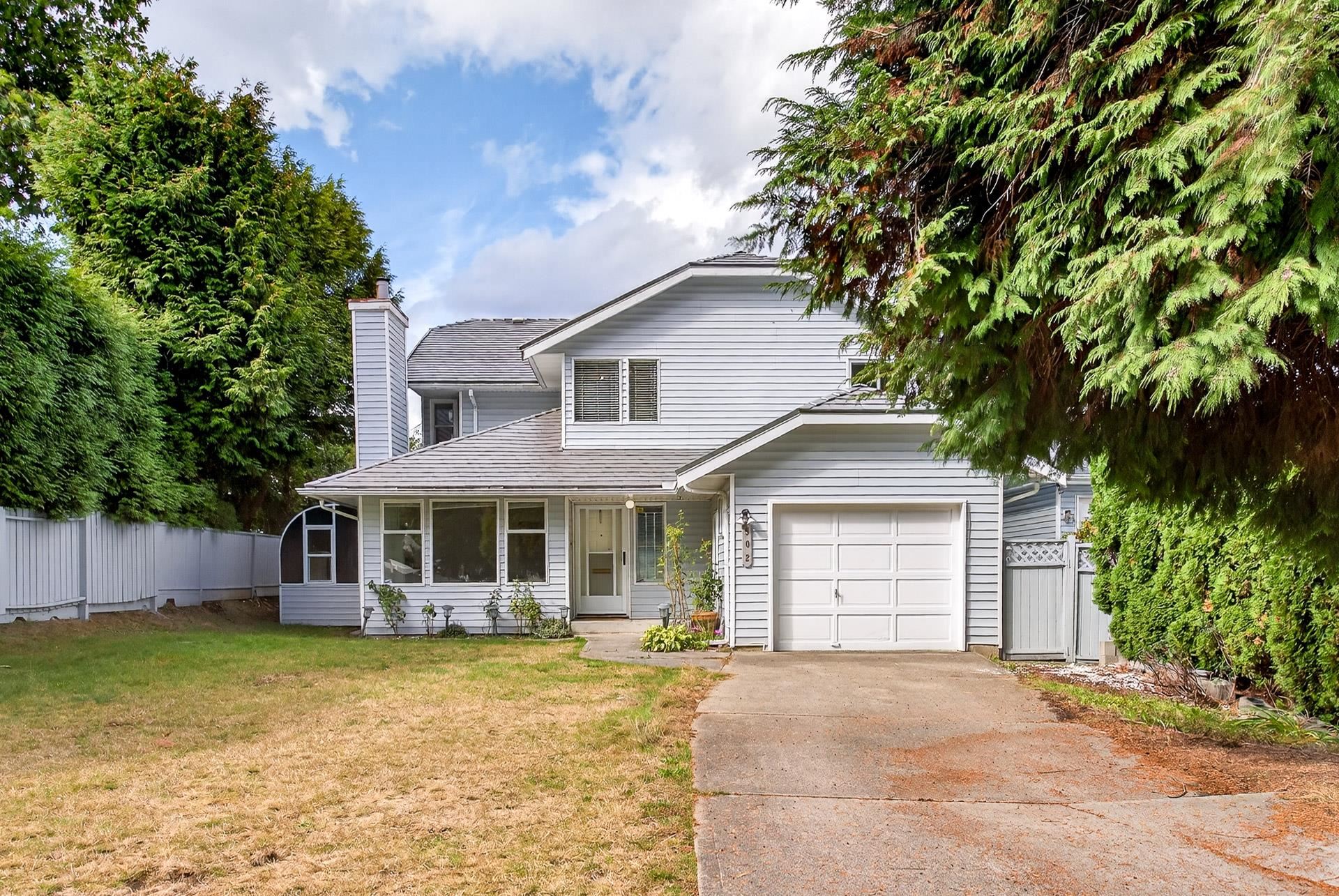 902 Robinson Street, Coquitlam, BC V3J 4G6