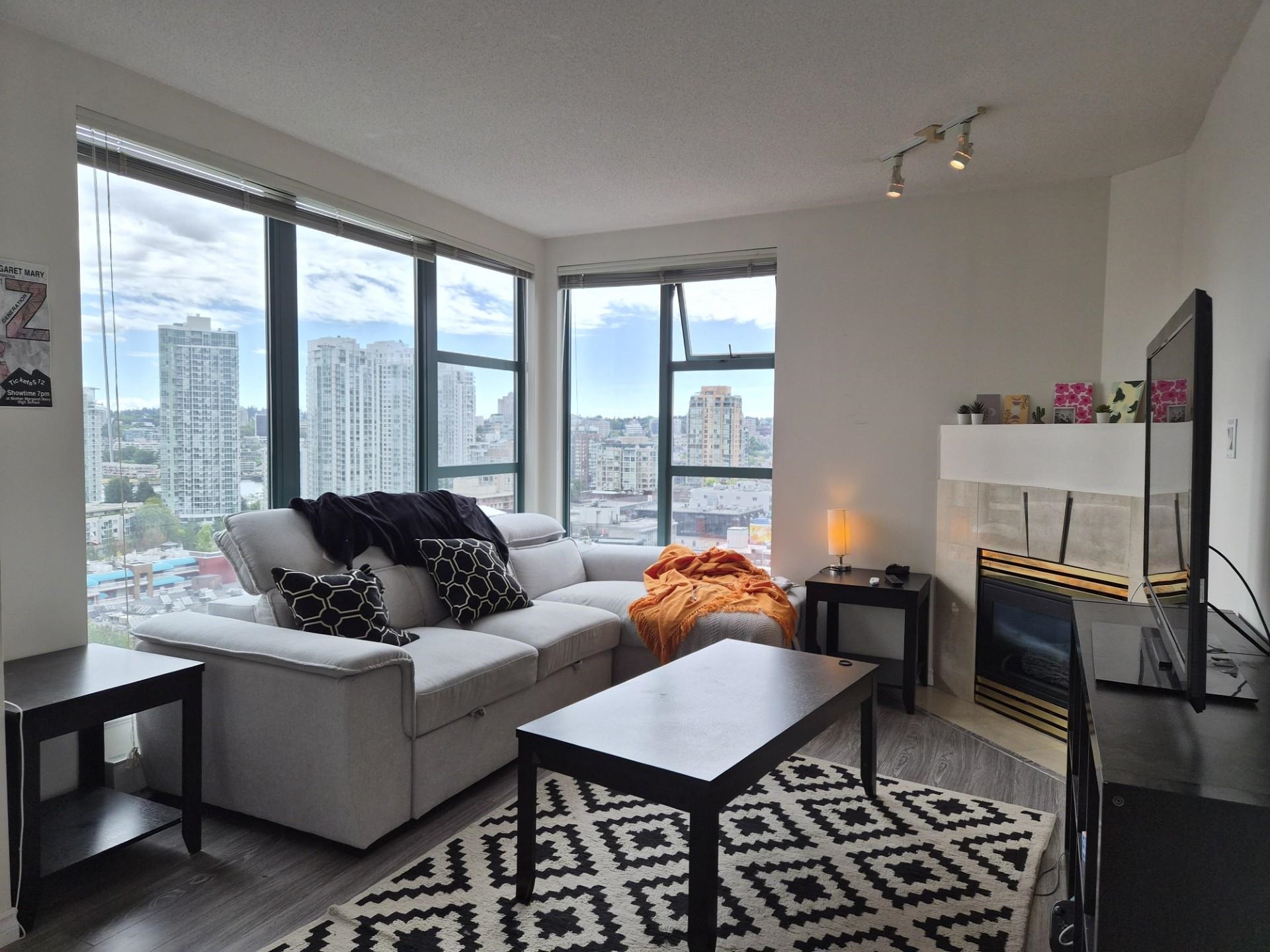 939 Homer Street #1707, Vancouver, BC V6B 2W6