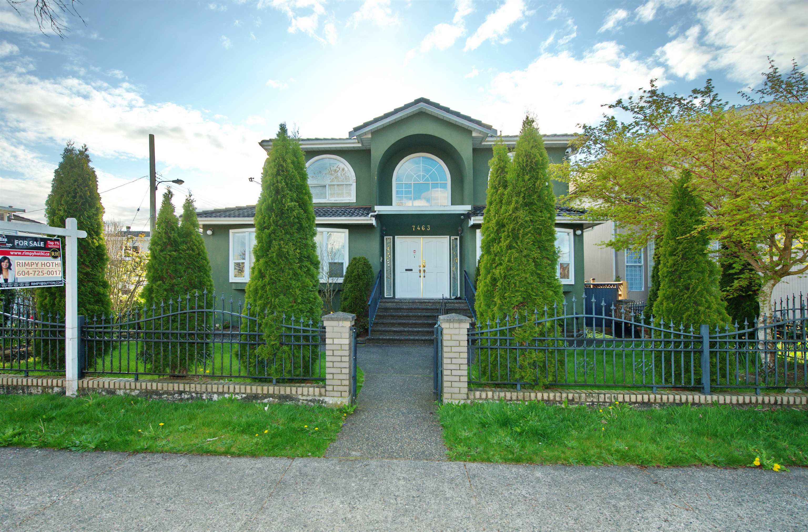 7463 Gladstone Street, Vancouver, BC V5P 4G9