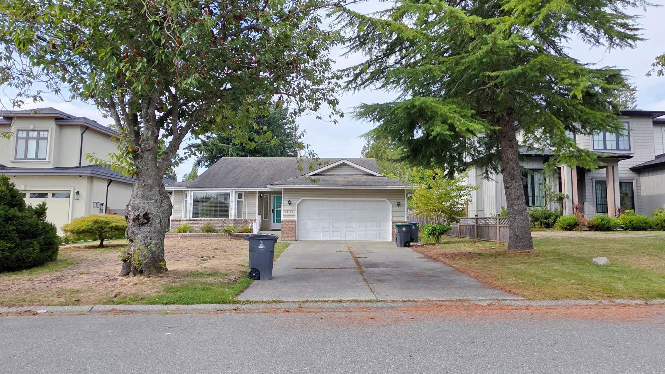 140a Street, White Rock, BC V4A 8K5