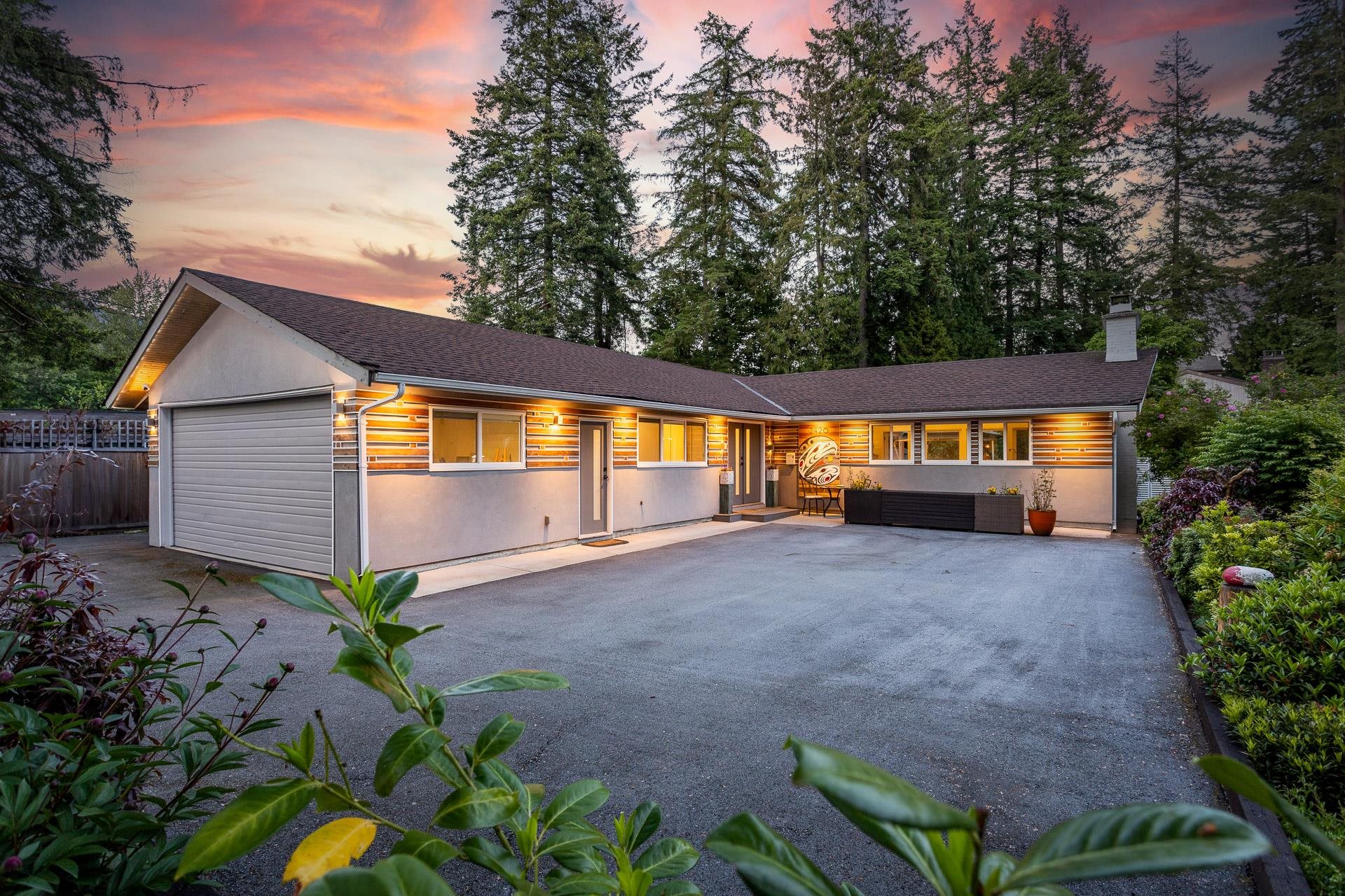 2420 Edgemont Boulevard, North Vancouver, BC V7P 2L1