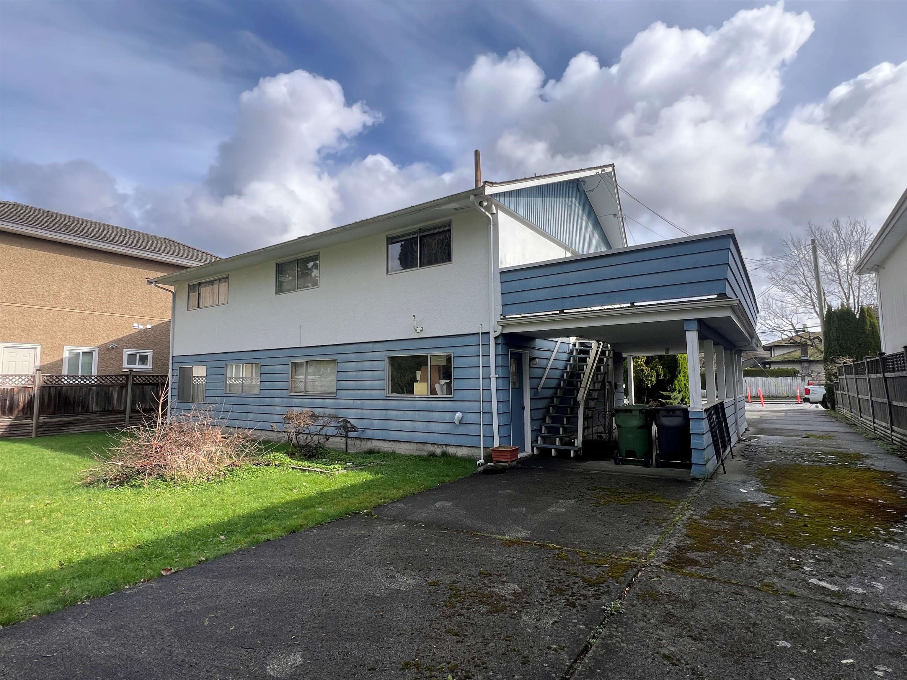 10911 Gilbert Road, Richmond, BC V7E 2H4