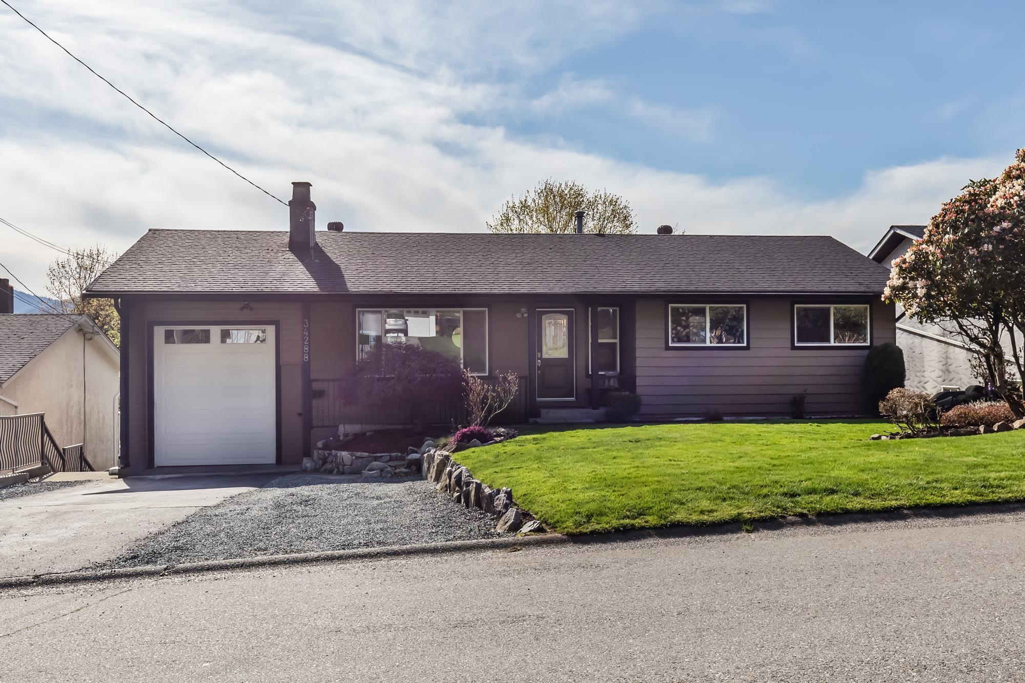 34288 Jasper Avenue, Mission, BC V2V 6P3