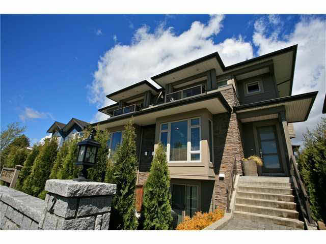 334 West 13th Avenue #2, North Vancouver, BC V7M 1N8