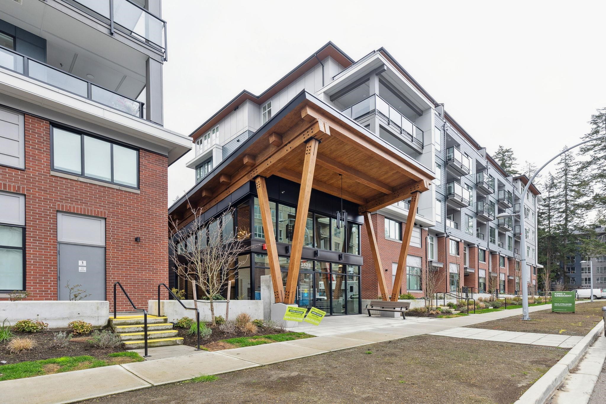 3528 146a St #501, Surrey, BC V4P 0H4