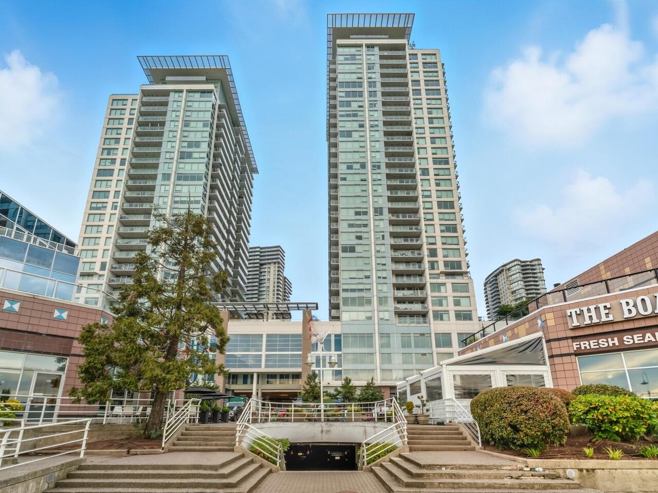 908 Quayside Drive #3203, New Westminster, BC V3M 0L4