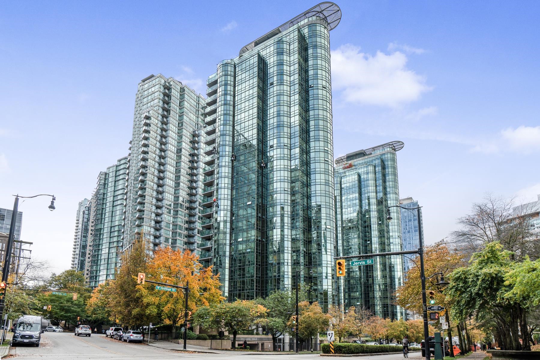 555 Jervis Street #1704, Vancouver, BC V6E 4N1