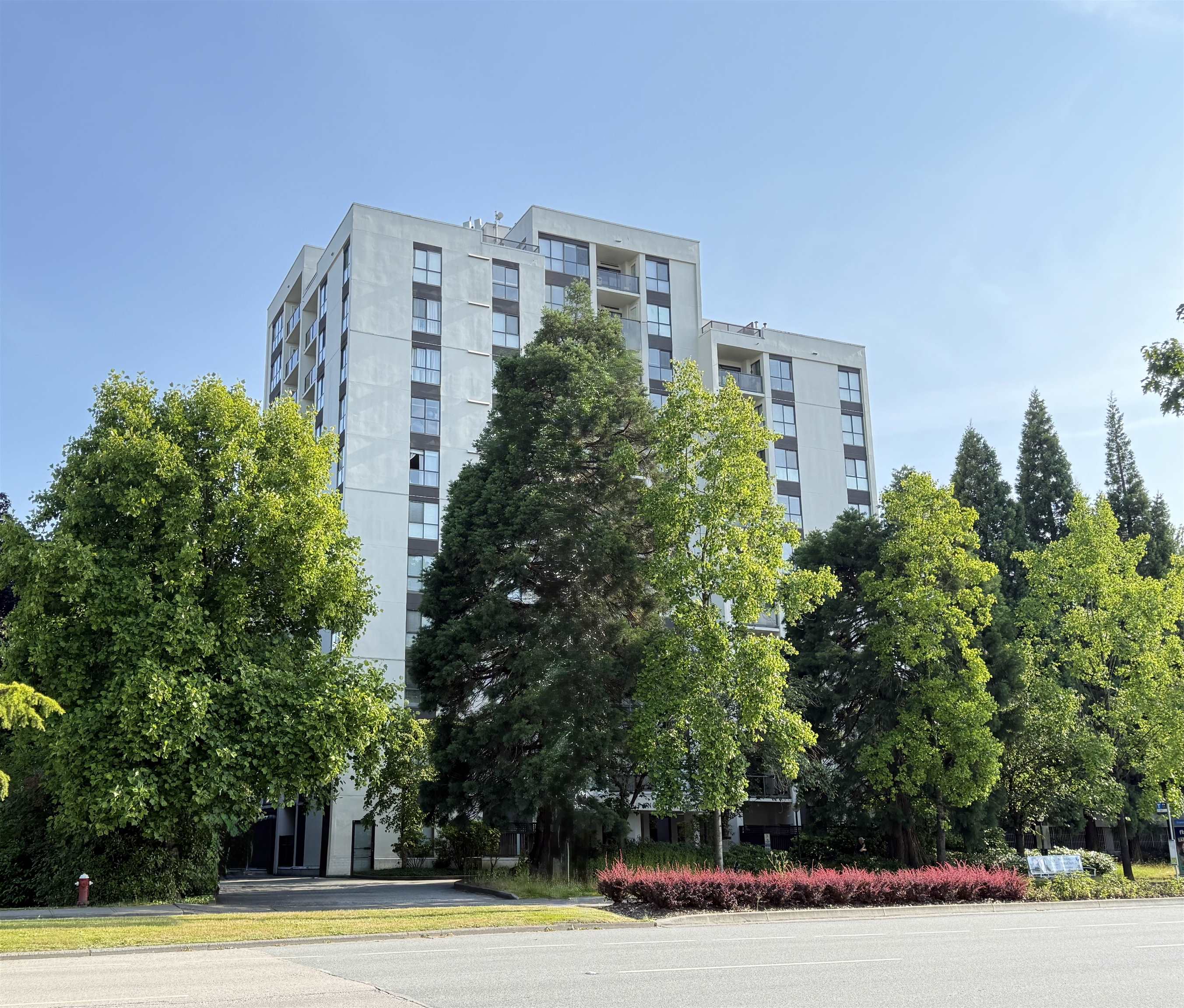 7040 Granville Avenue #703, Richmond, BC V6Y 3W5