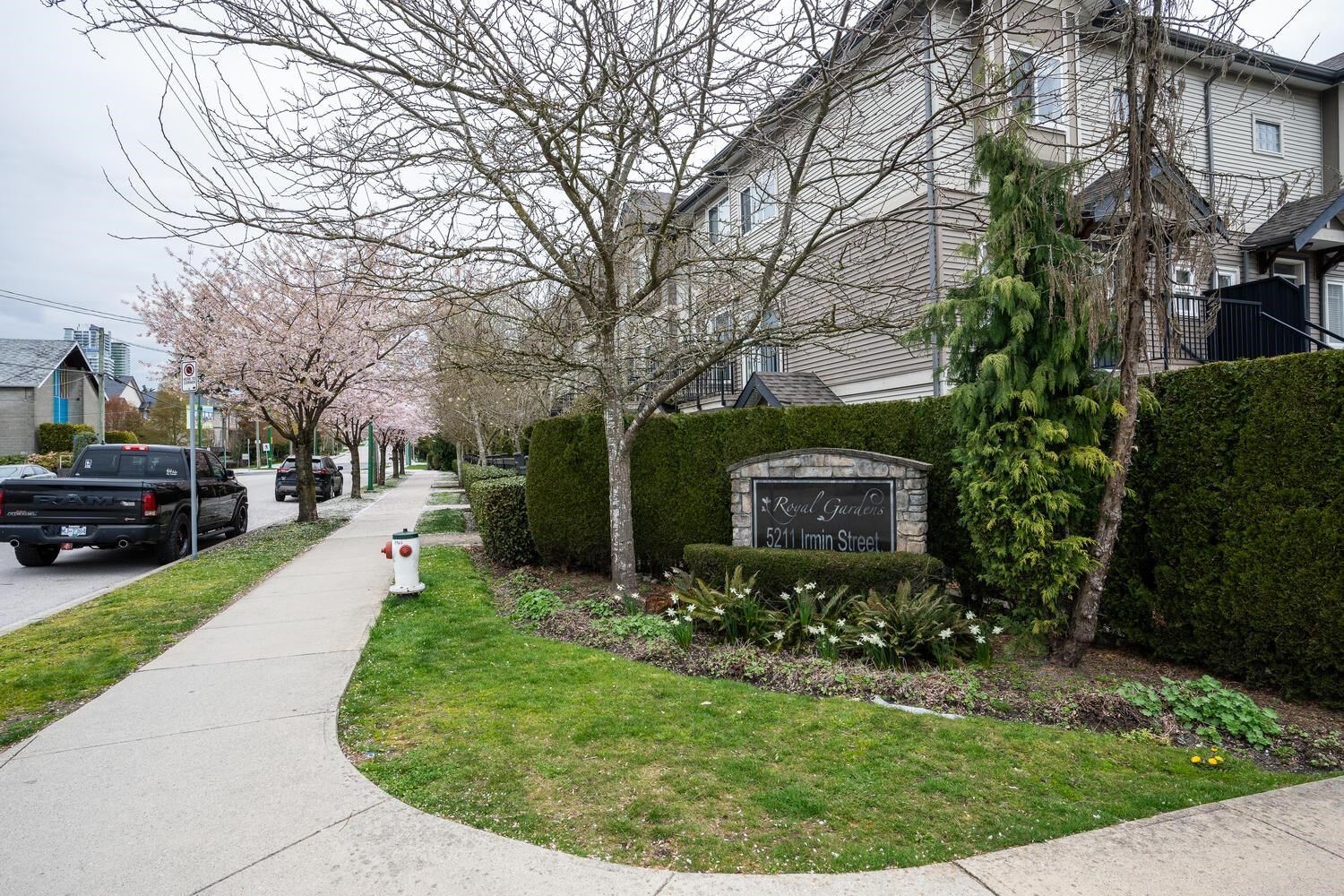 5211 Irmin St #203, Burnaby, BC V5J 0C9 | MLS #R2891967 | Houseful