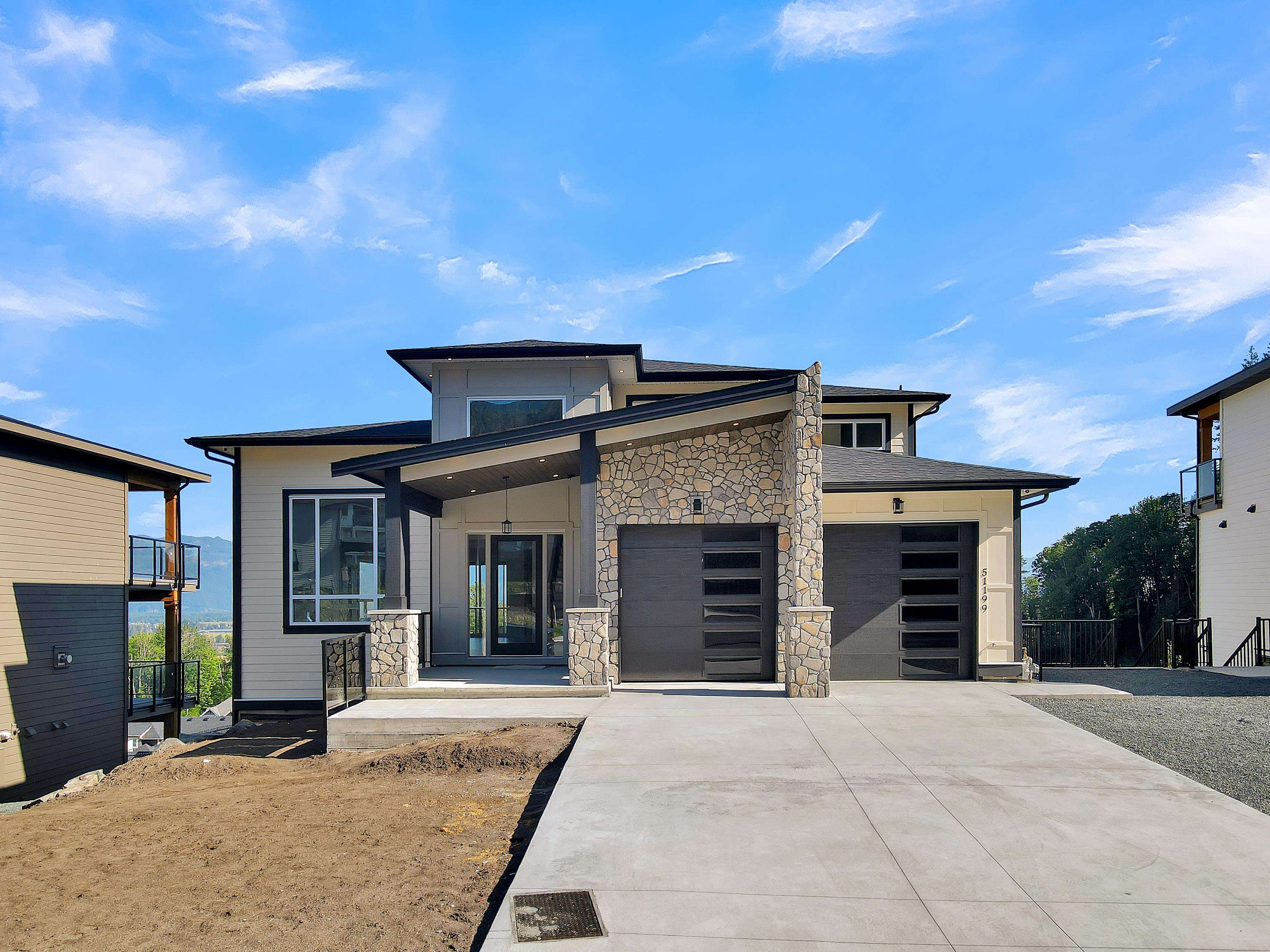 51199 Charlotte Place, Chilliwack, BC V4Z 0E5