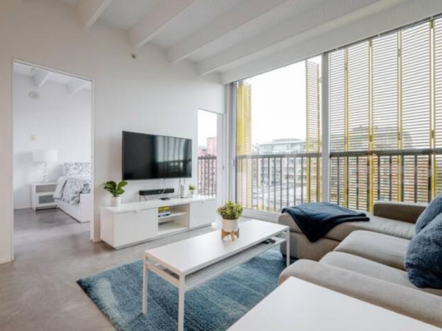 219 East Georgia Street #701, Vancouver, BC V6A 1Z6