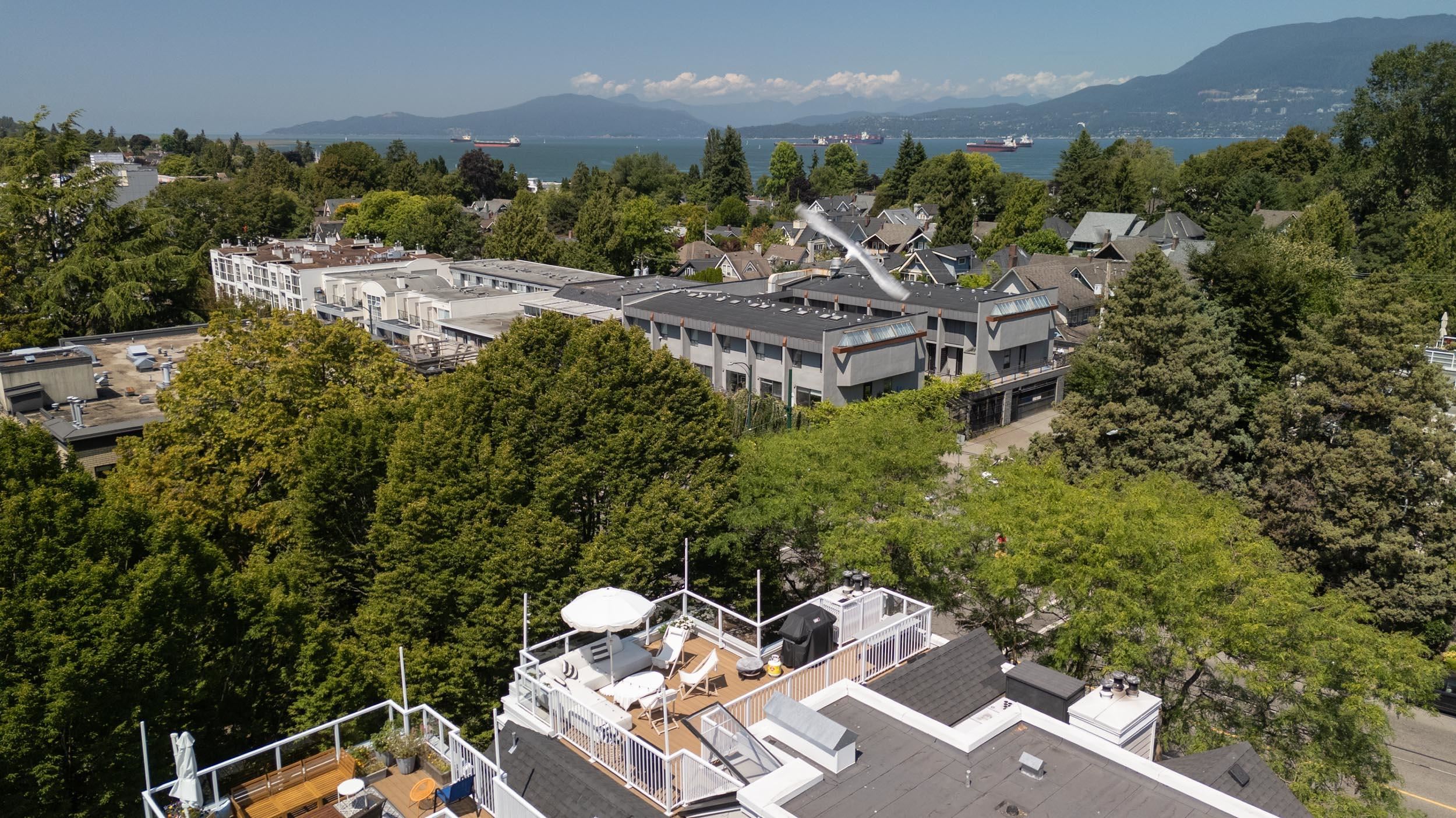 2020 Trafalgar Street #ph 401, Vancouver, BC V6K 3S6