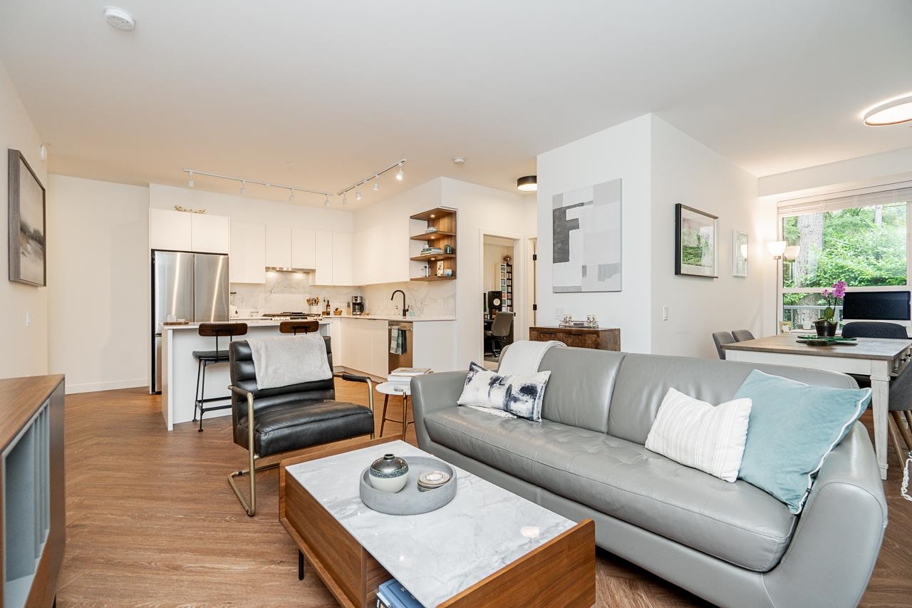 3229 Saint Johns Street #420, Port Moody, BC V3H 0M4
