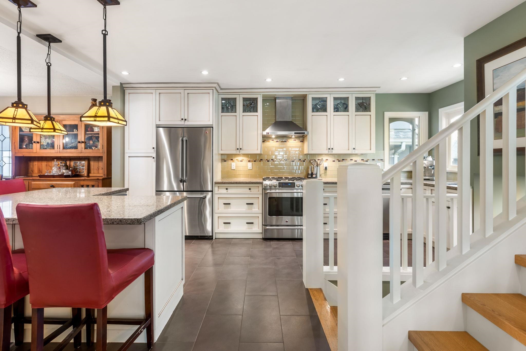 2857 West 35th Avenue, Vancouver, BC V6N 2M3