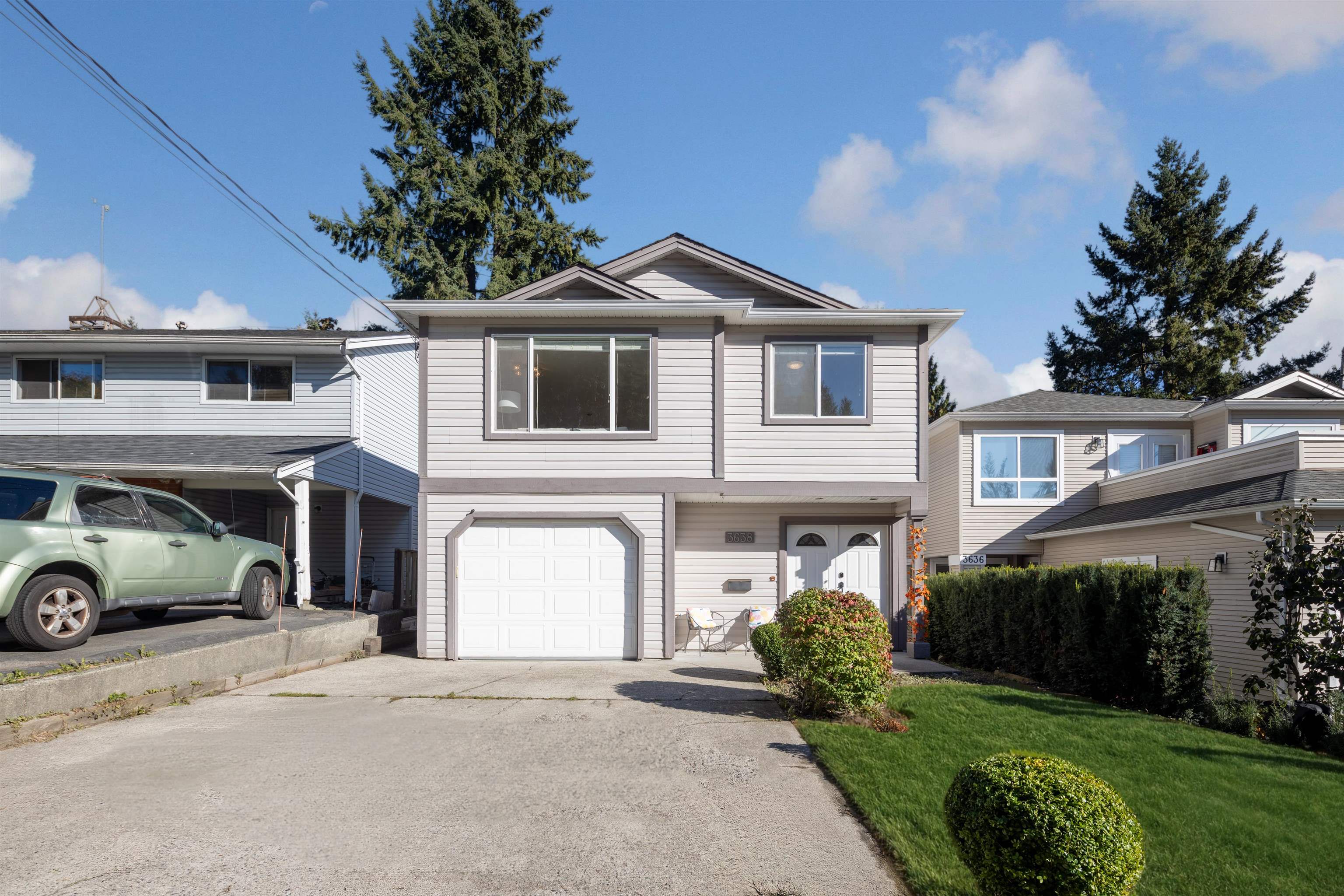 3638 Maginnis Avenue, North Vancouver, BC V7K 2L6