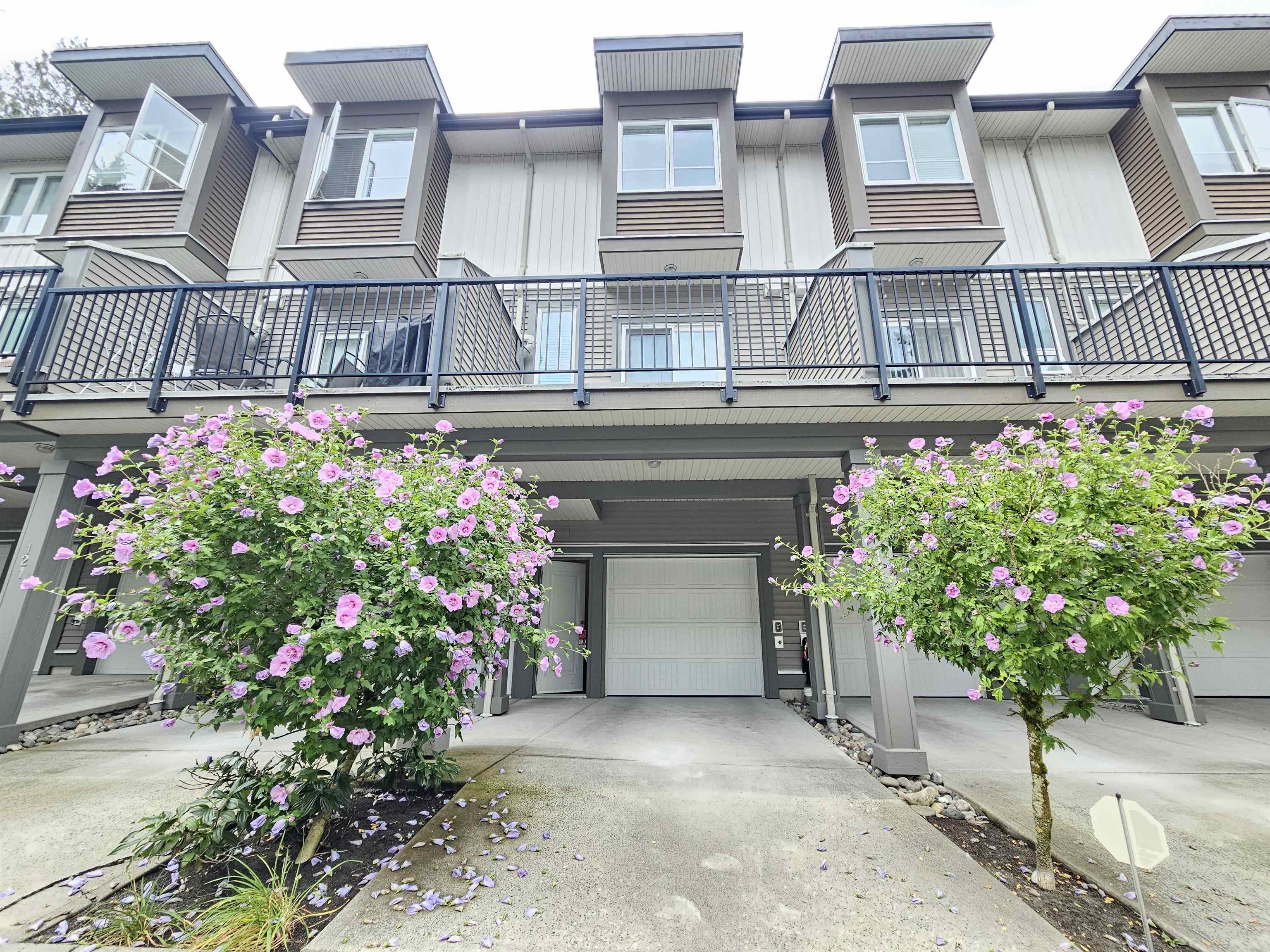 5888 144 Street #122, Surrey, BC V3S 2G1