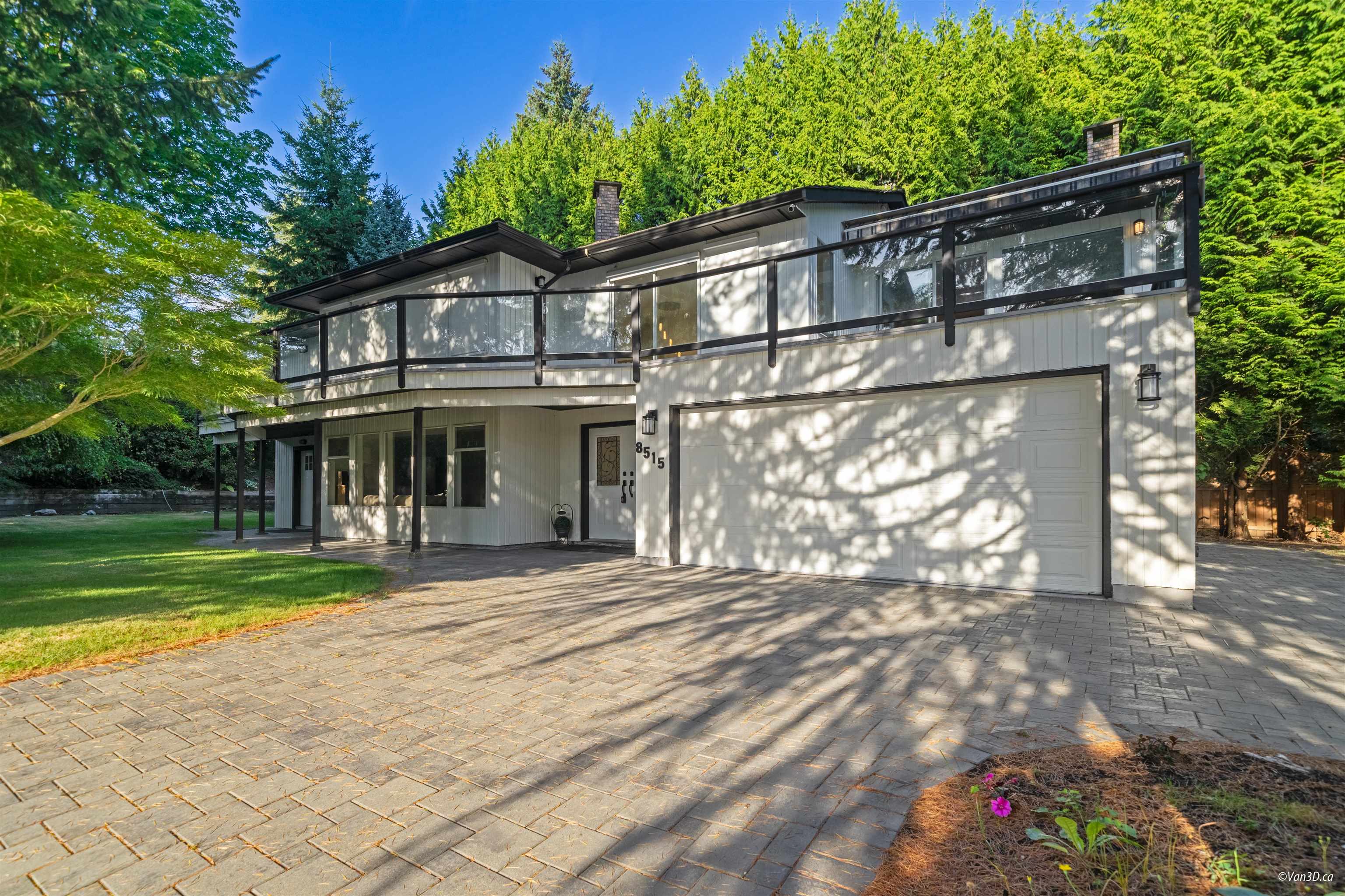8515 Ansell Place, West Vancouver, BC V7W 2W3