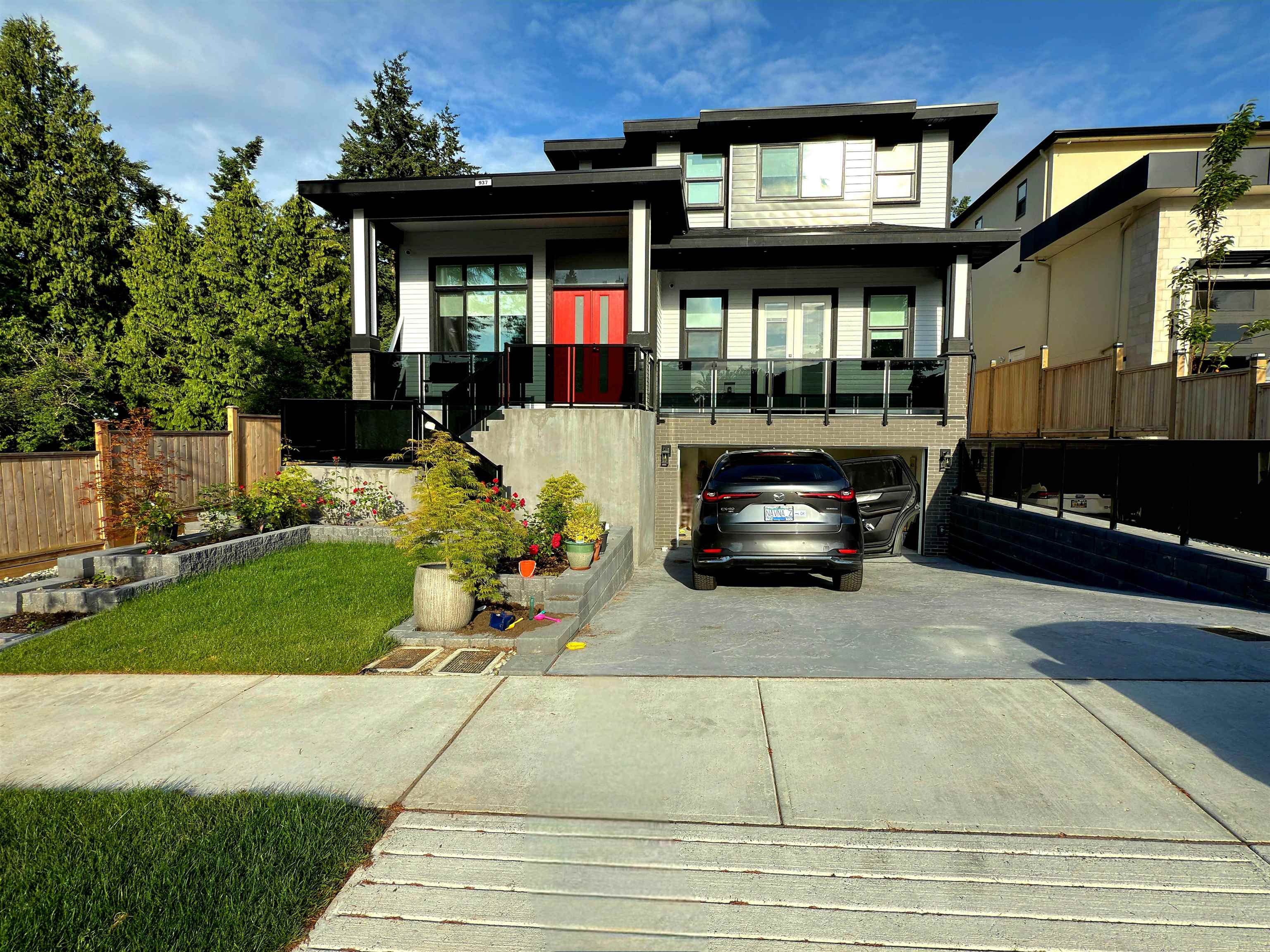 160b Street, Surrey, BC V4A 9A7